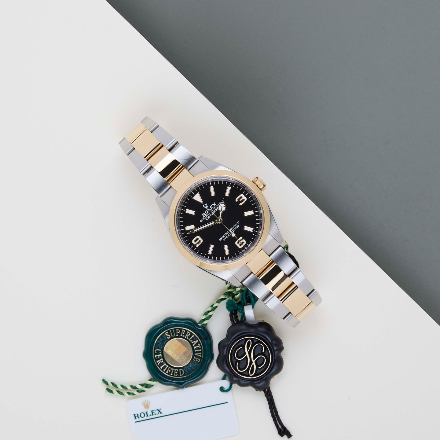 Unknown Unknown 125273 (2022) - (2/8)