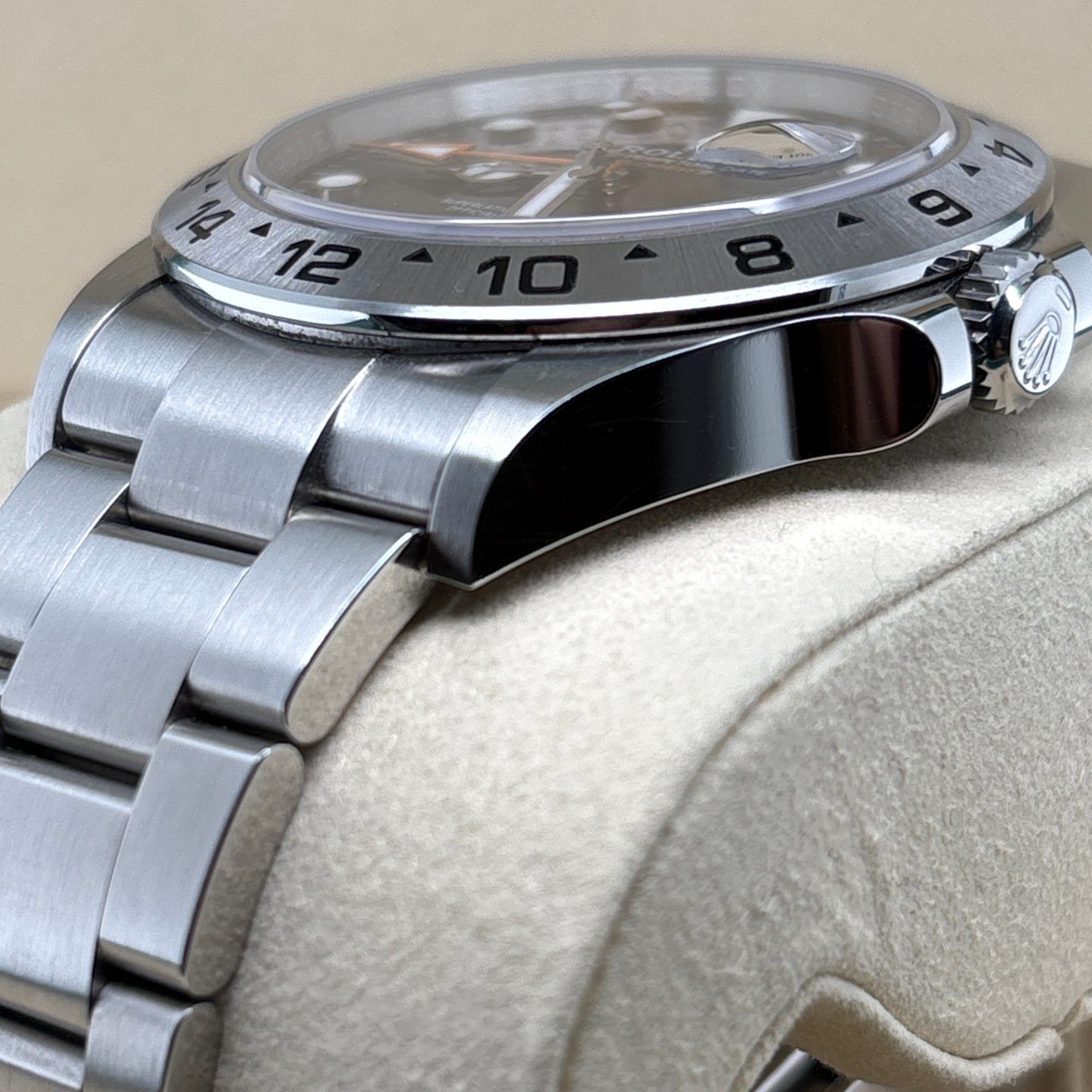 Rolex Explorer II 226570 - (5/8)