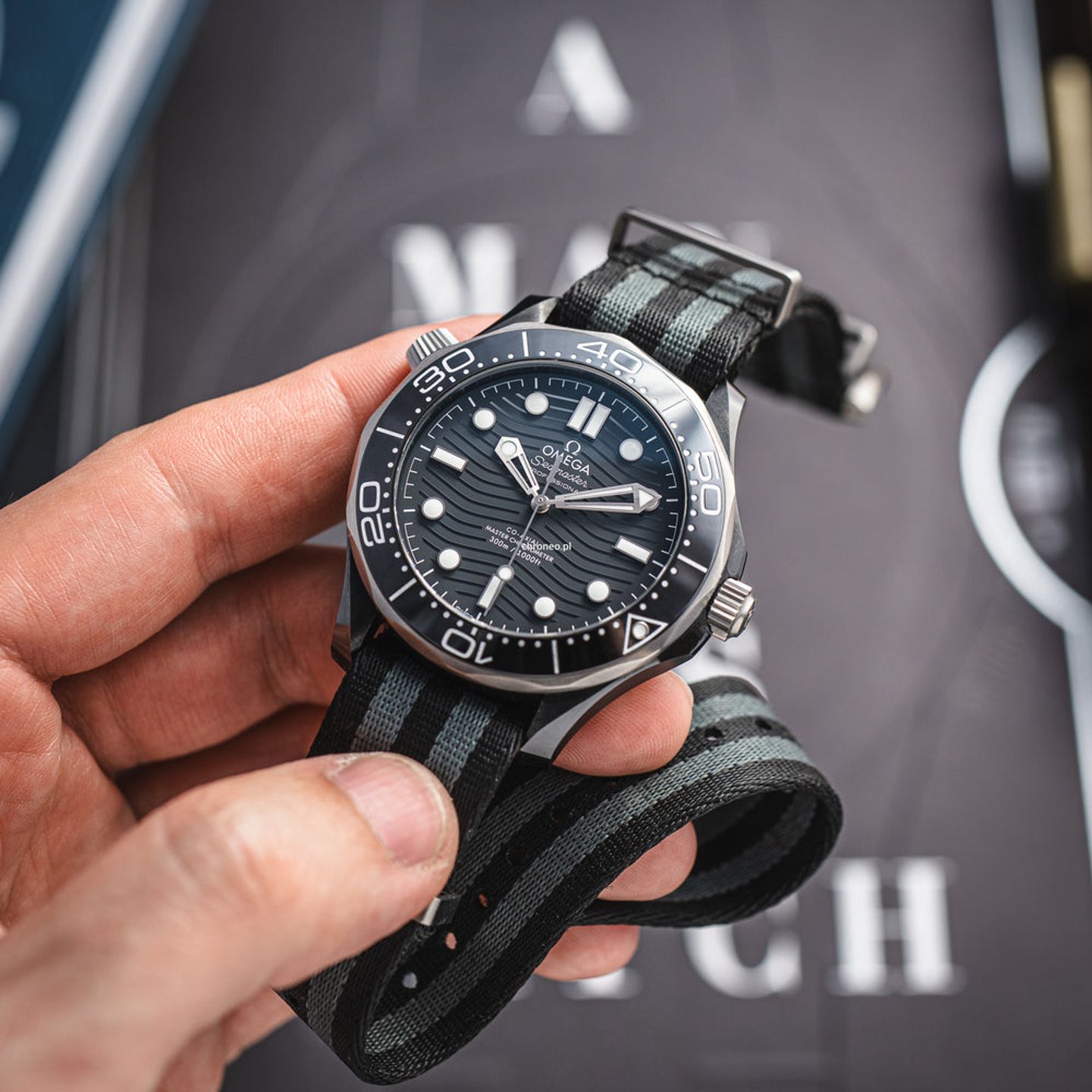 Omega Seamaster Diver 300 M 210.92.44.20.01.002 (2023) - Black dial 44 mm Ceramic case (5/8)