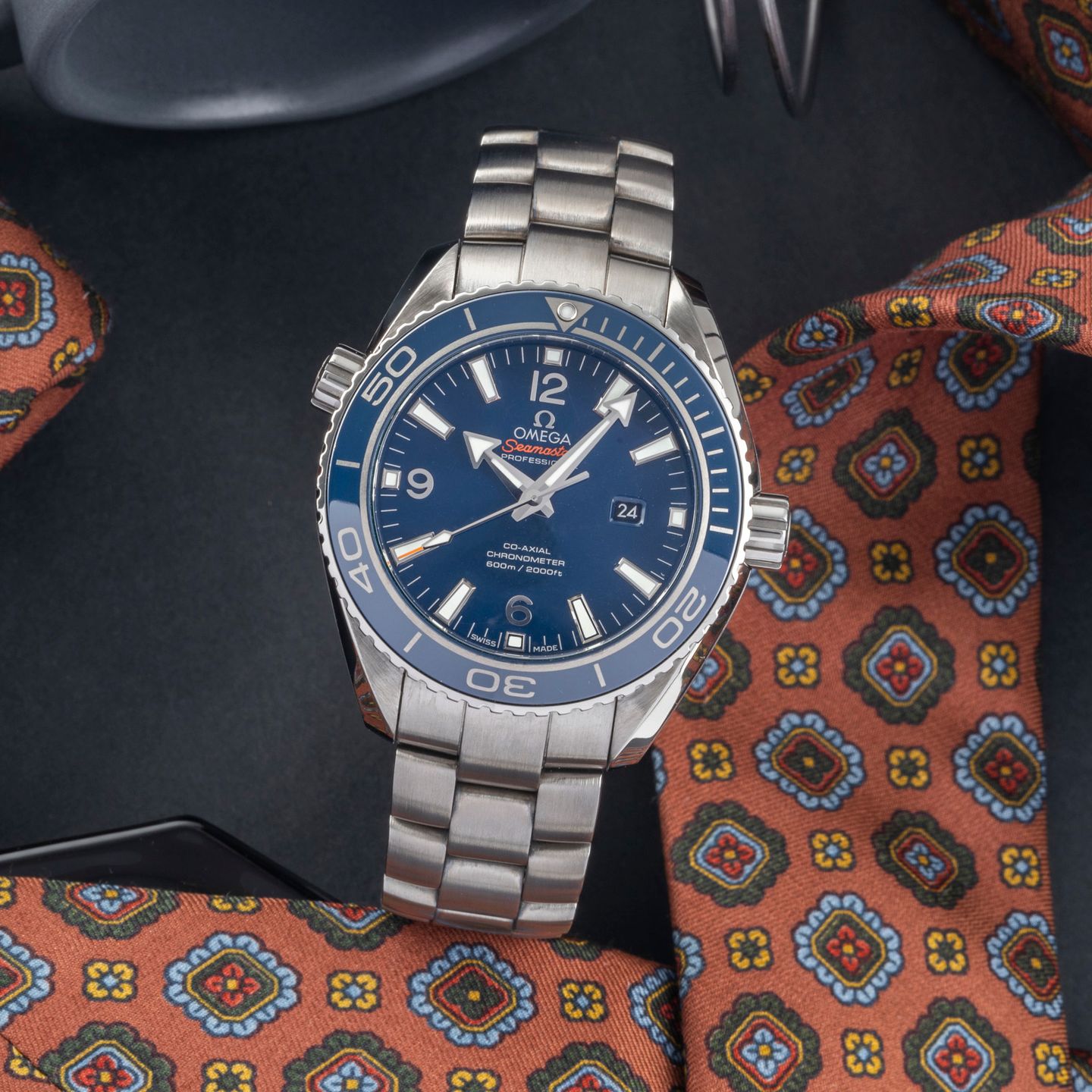 Omega Seamaster Planet Ocean 232.90.38.20.03.001 (Onbekend (willekeurig serienummer)) - Blauw wijzerplaat 38mm Titanium (1/8)