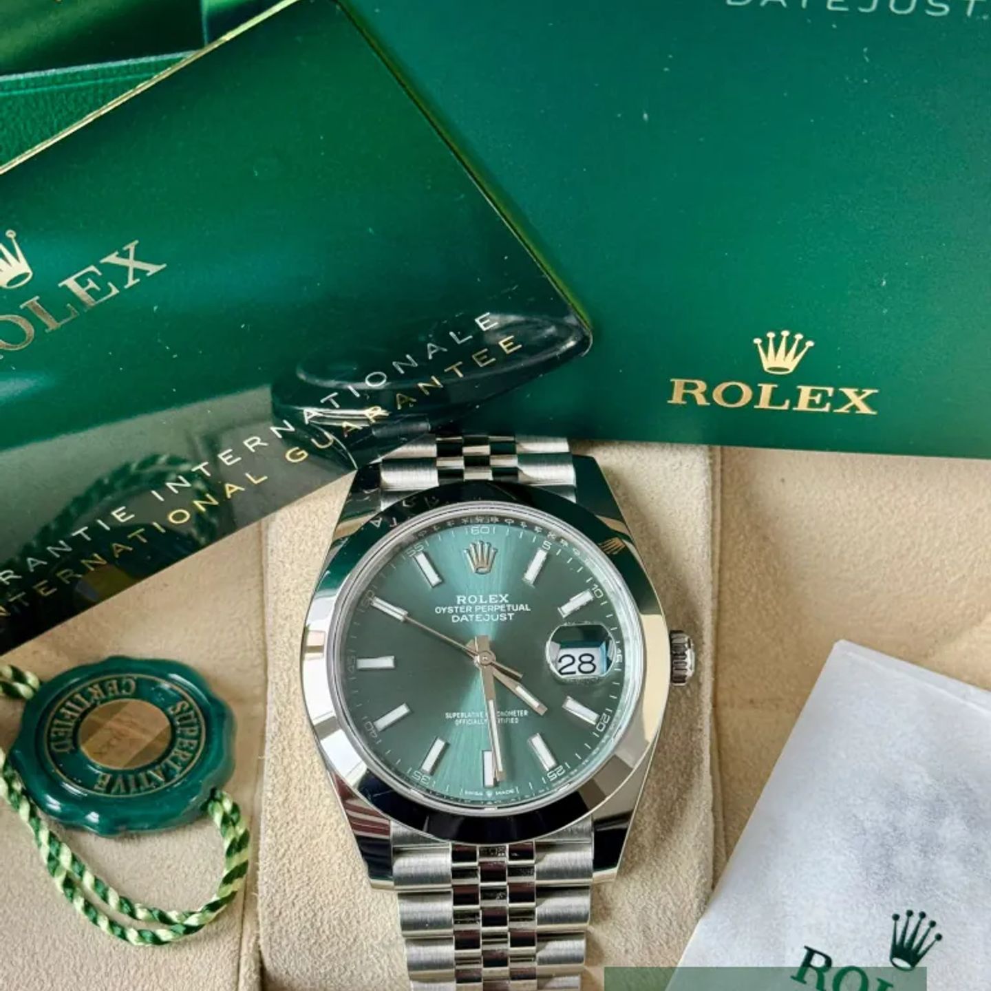 Rolex Datejust 41 126300 - (7/7)
