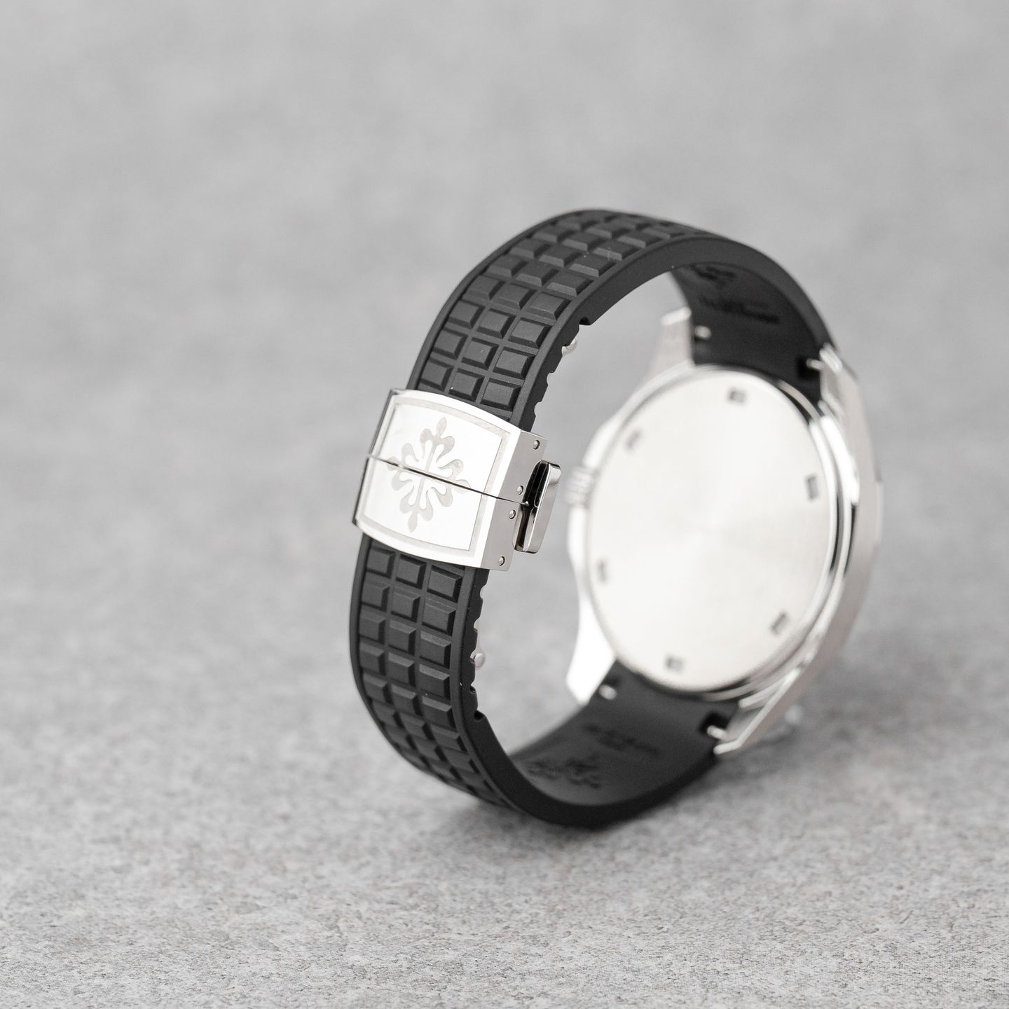 Patek Philippe World Time Chronograph 5935A-001 - (8/8)