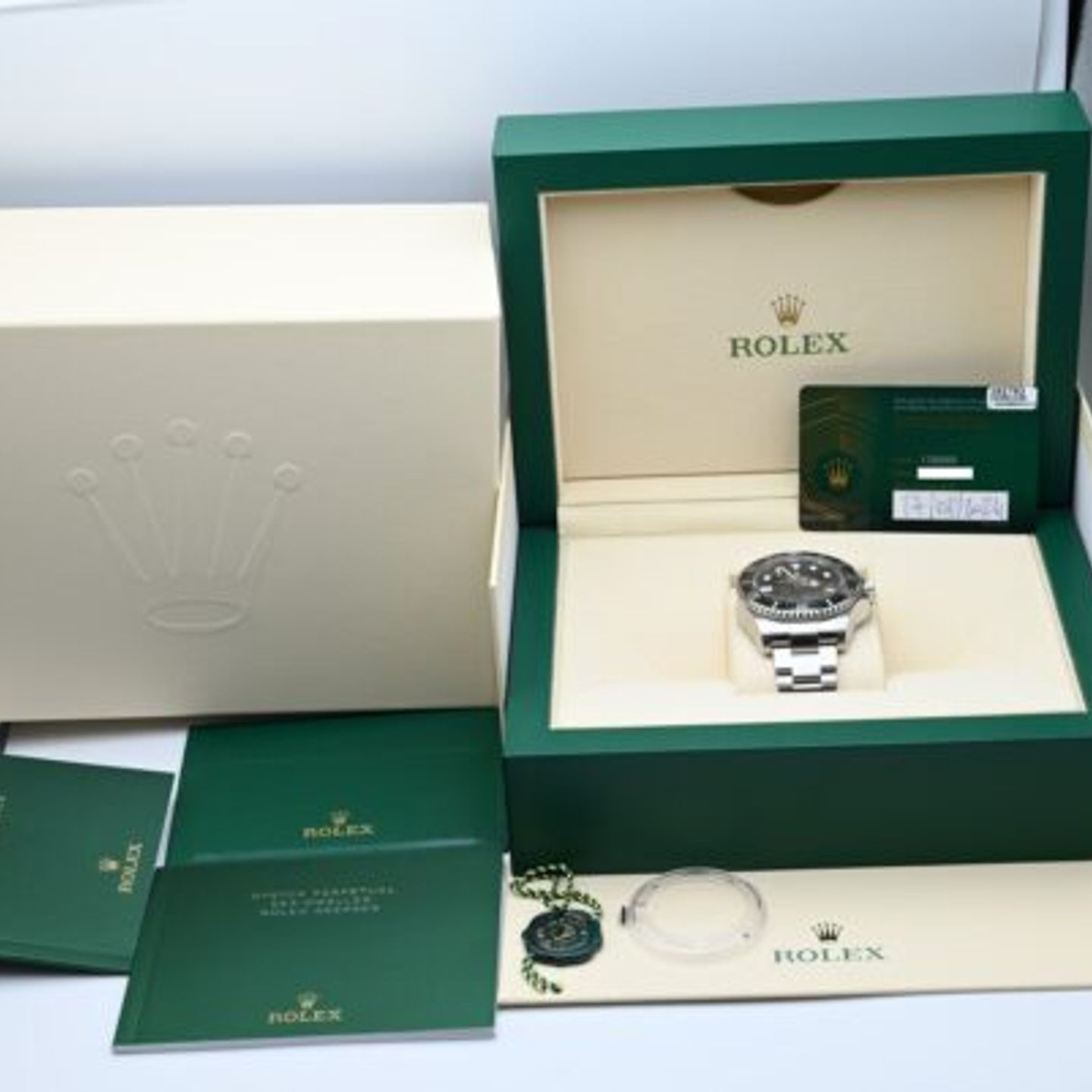 Rolex Sea-Dweller Deepsea 136660 (2024) - Zwart wijzerplaat 44mm Staal (2/6)