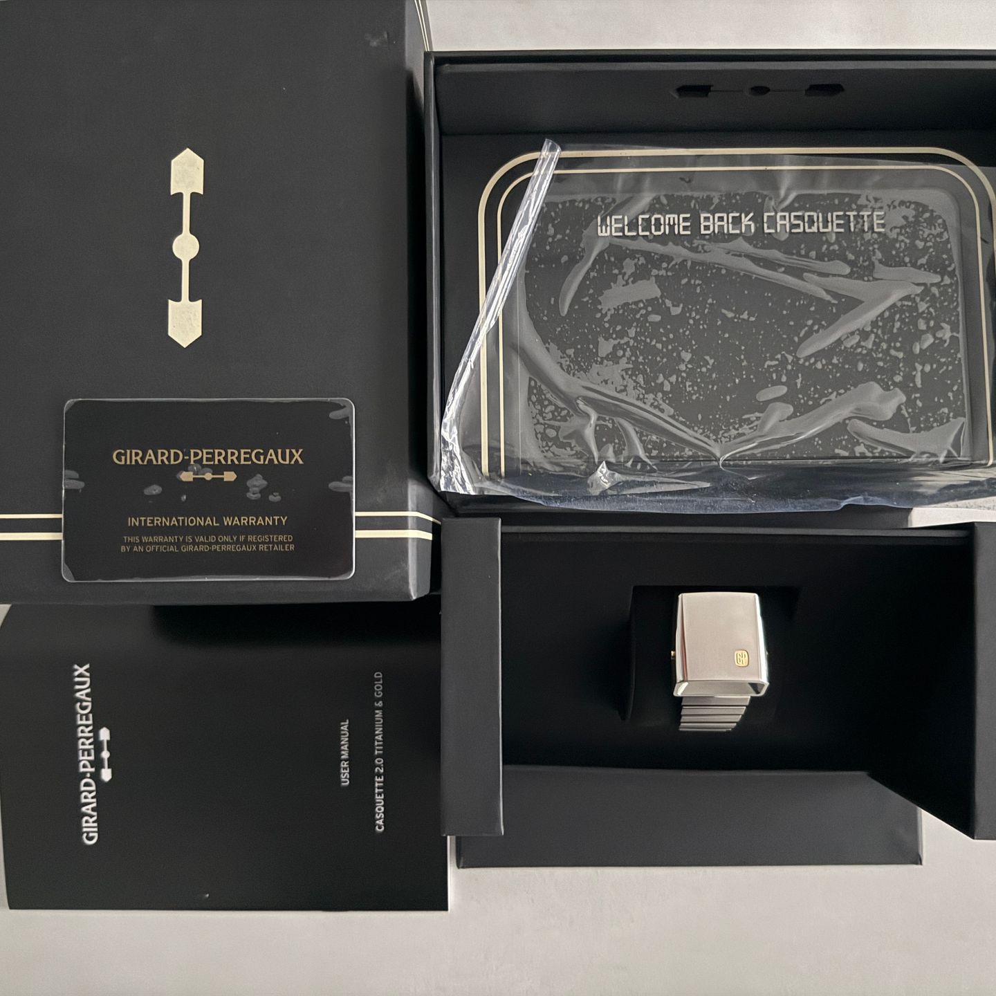 Girard-Perregaux Unknown 39800-21-3199-6CM (2024) - Zwart wijzerplaat Onbekend Titanium (4/14)