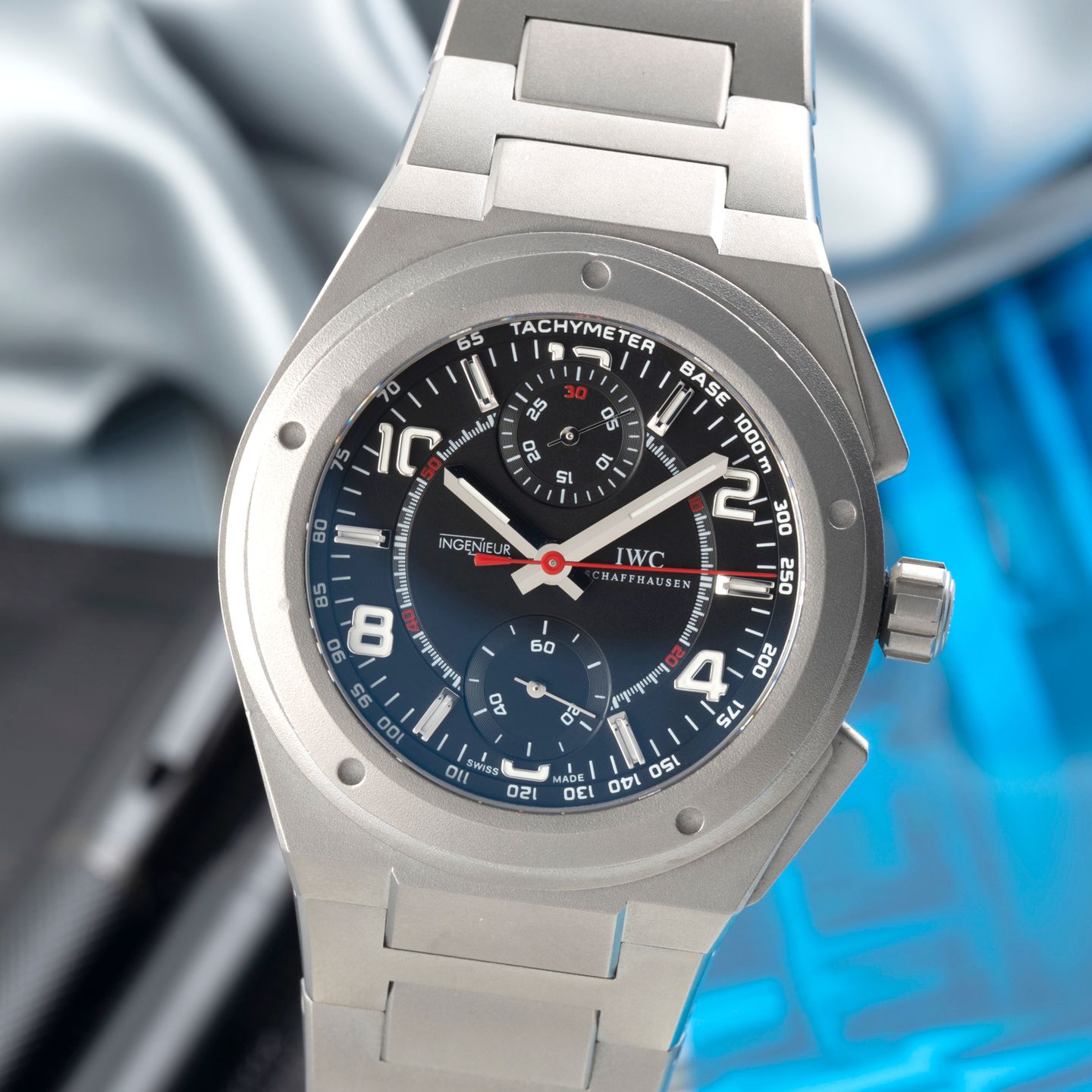 IWC Ingenieur AMG IW372503 (Onbekend (willekeurig serienummer)) - Zwart wijzerplaat 43mm Titanium (3/8)