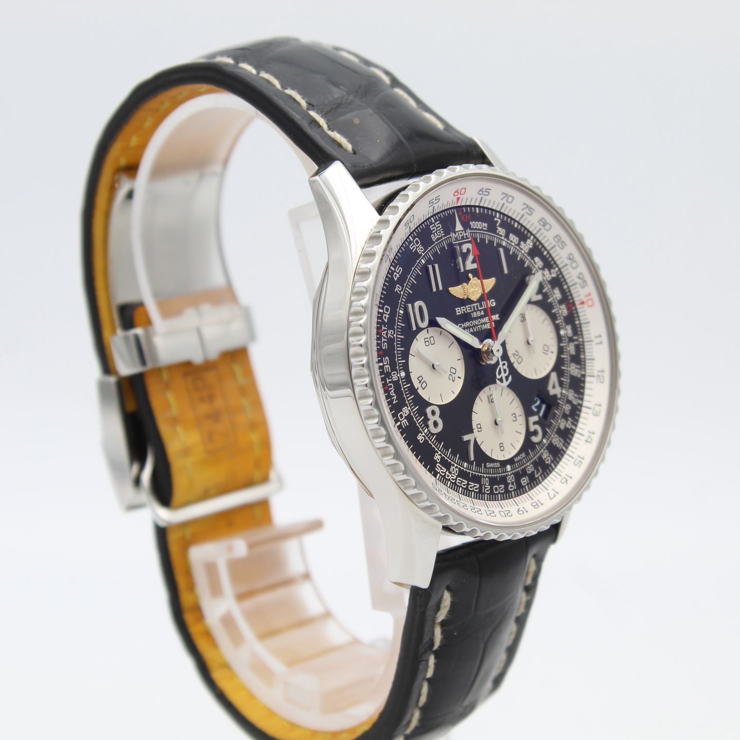 Breitling Navitimer 01 AB0120 (2013) - Black dial 43 mm Steel case (2/8)