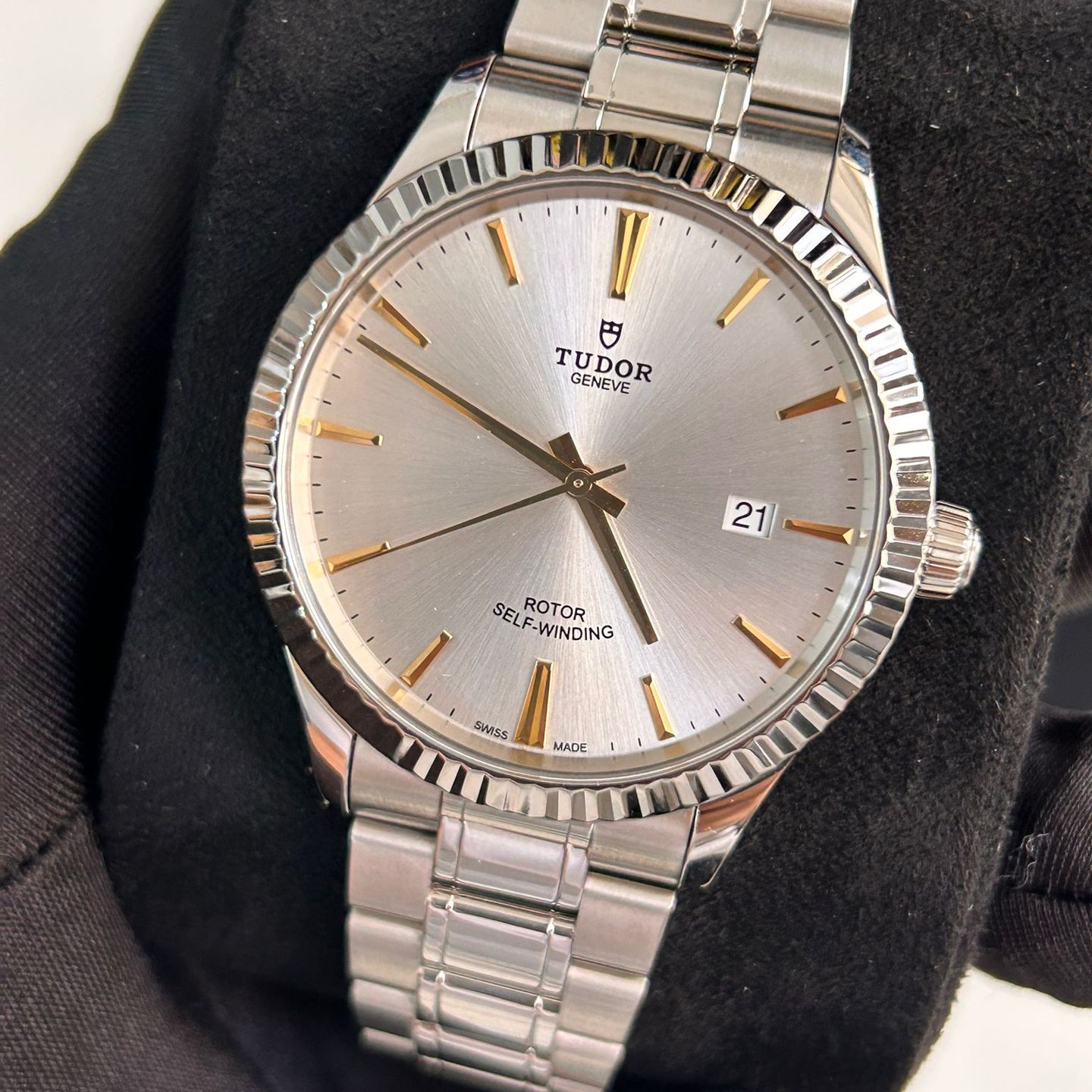 Tudor Style 12710 (2025) - Zilver wijzerplaat 41mm Staal (1/8)