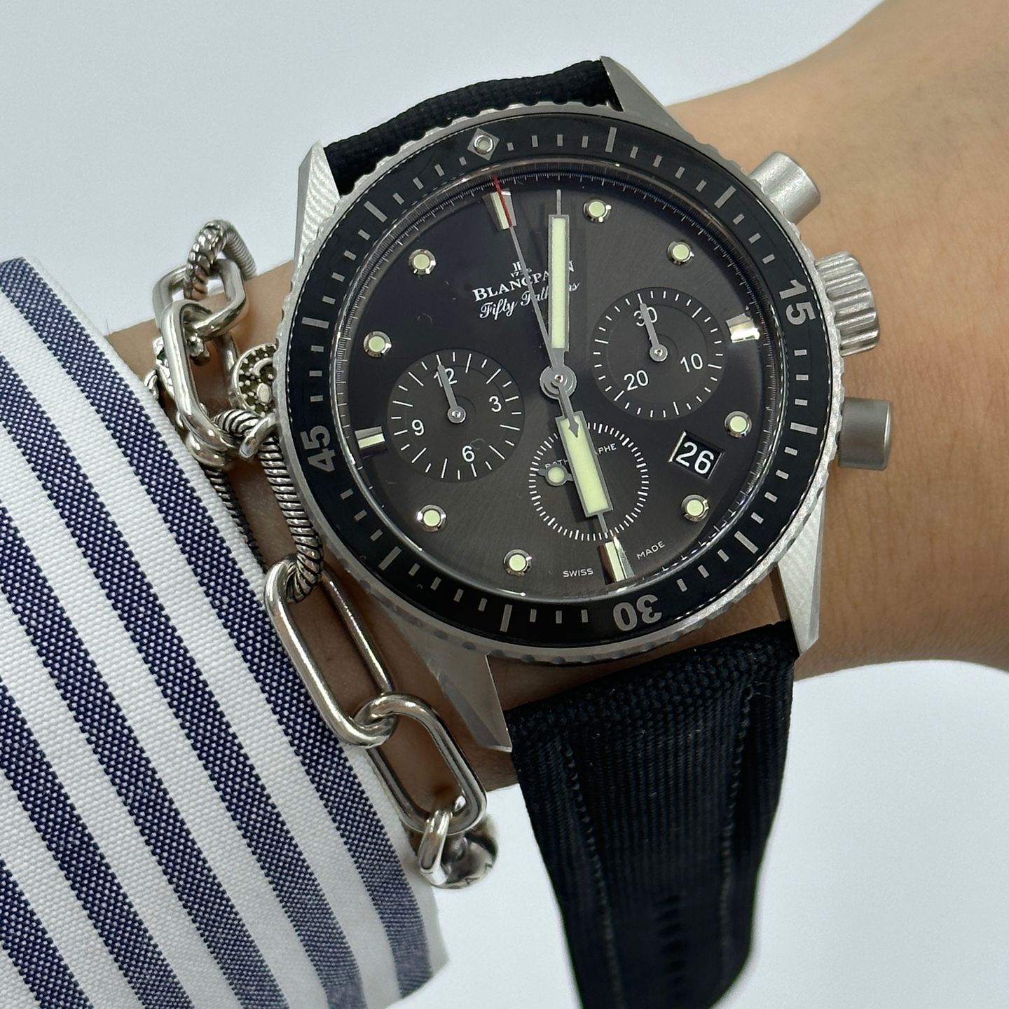 Blancpain Fifty Fathoms Bathyscaphe 5200 1110 B52A (2024) - Grey dial 43 mm Steel case (1/7)