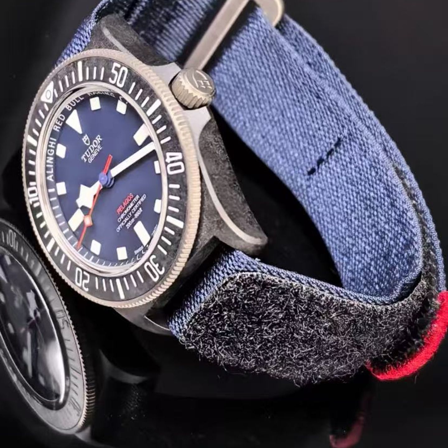 Tudor Pelagos 25707KN (2025) - Blue dial 42 mm Carbon case (1/4)