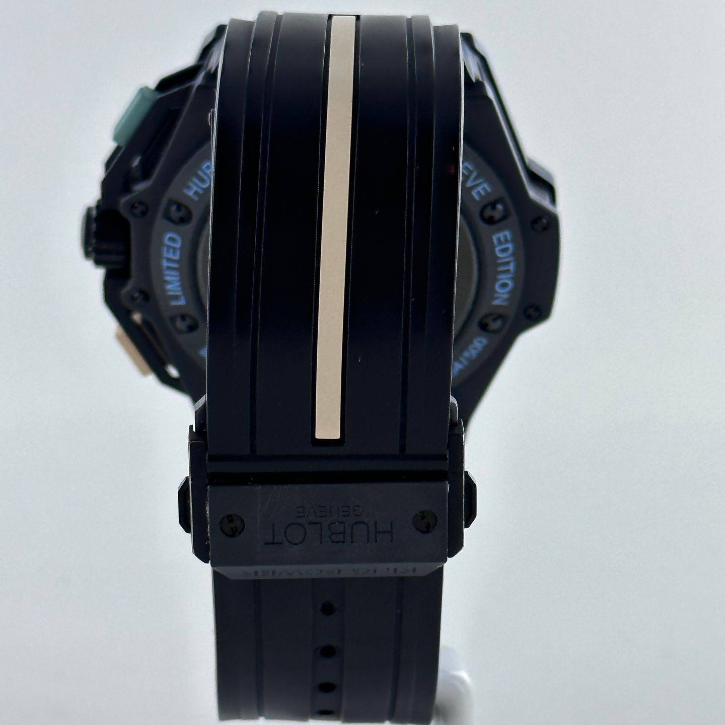 Hublot King Power 716.CI.1129.RX.DMA11 (2010) - Black dial 48 mm Ceramic case (5/7)