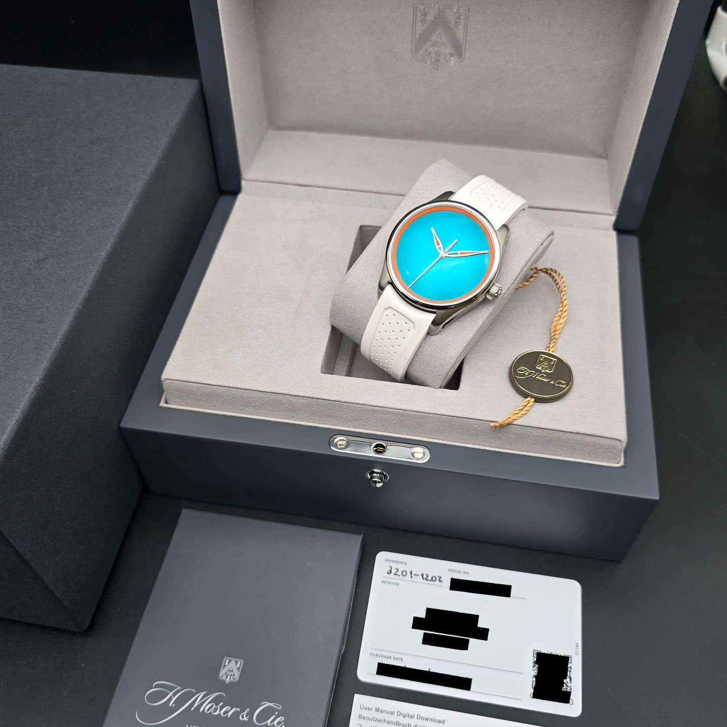 H. Moser & Cie. Pioneer 3201-1202 - (8/8)