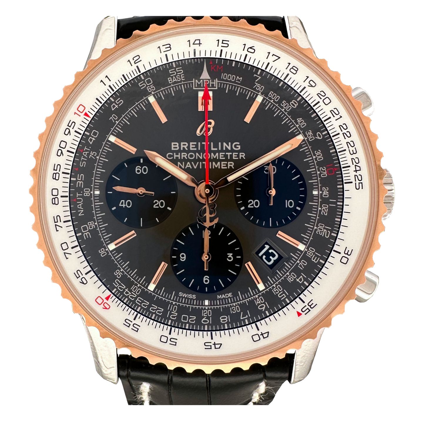 Breitling Navitimer 1 B01 Chronograph UB0121211F1P1 (2022) - Grijs wijzerplaat 43mm Goud/Staal (1/8)