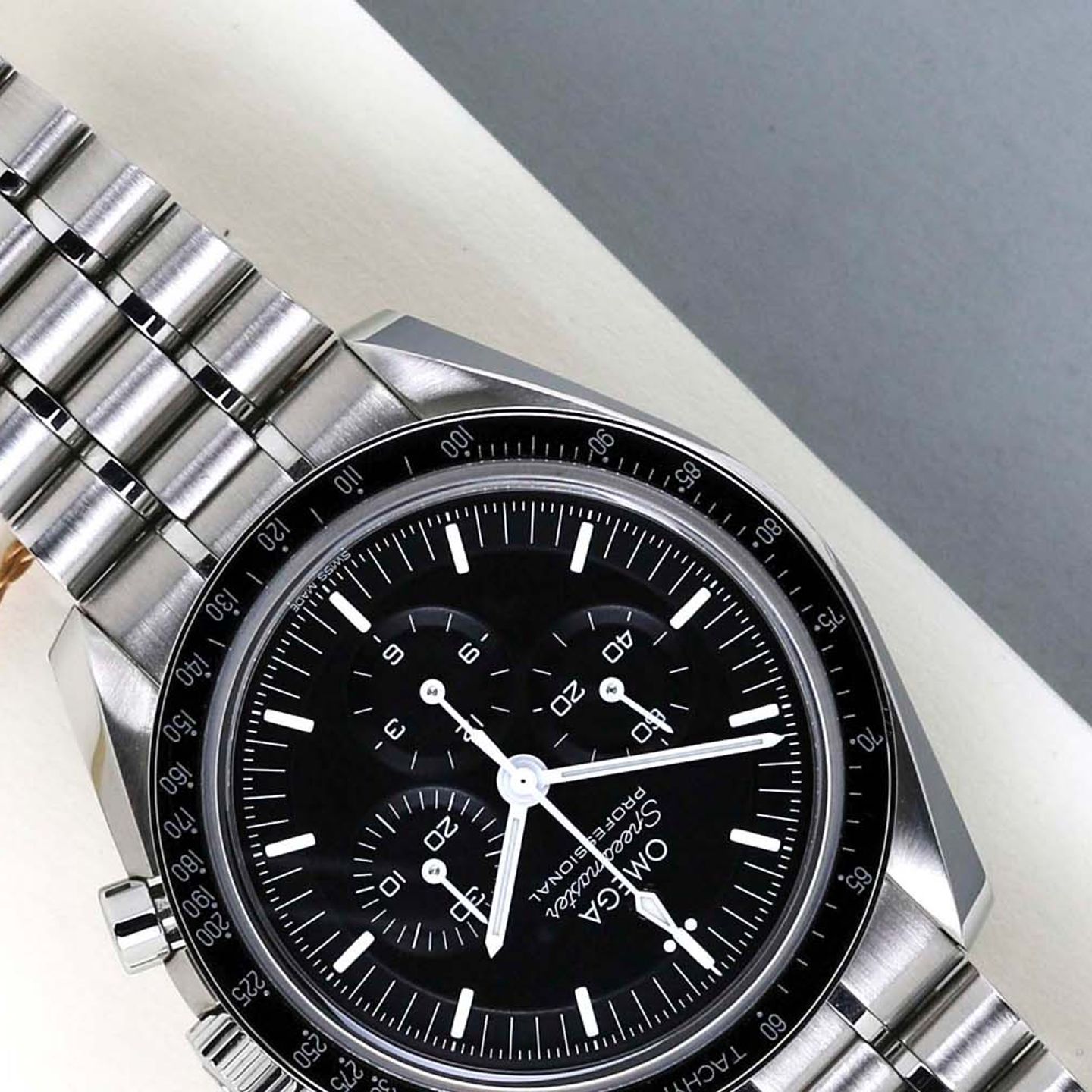 Omega Speedmaster Professional Moonwatch 310.30.42.50.01.002 - (4/8)