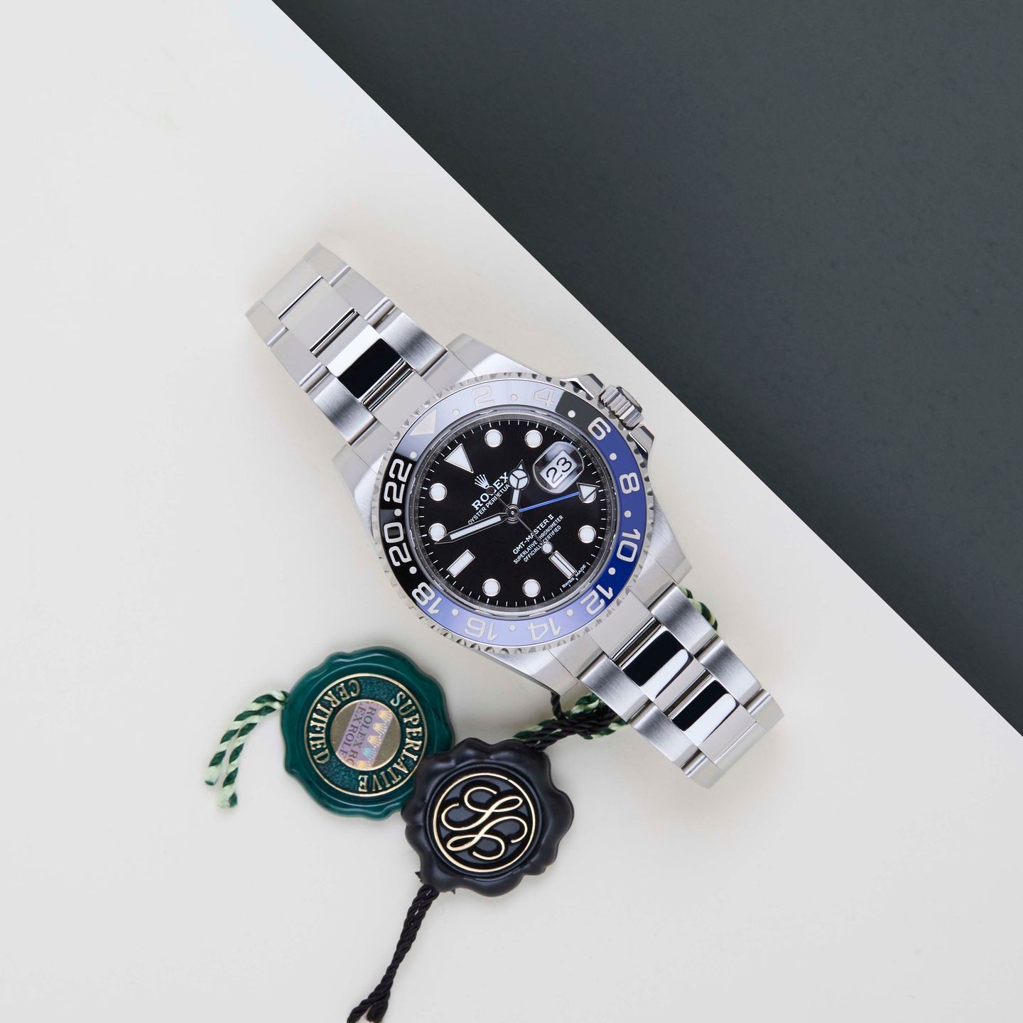 Rolex GMT-Master II 116710BLNR (2017) - Black dial 40 mm Steel case (2/8)