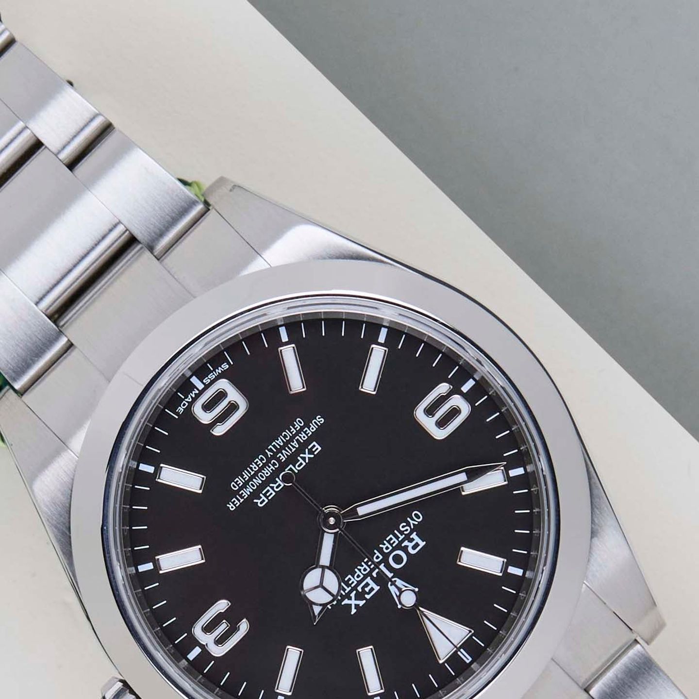 Rolex Explorer 214270 - (4/8)