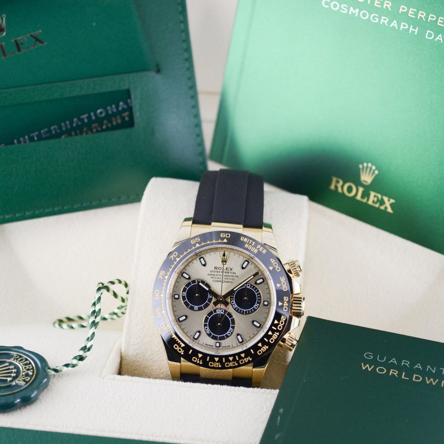 Rolex Daytona 116518LN - (7/7)