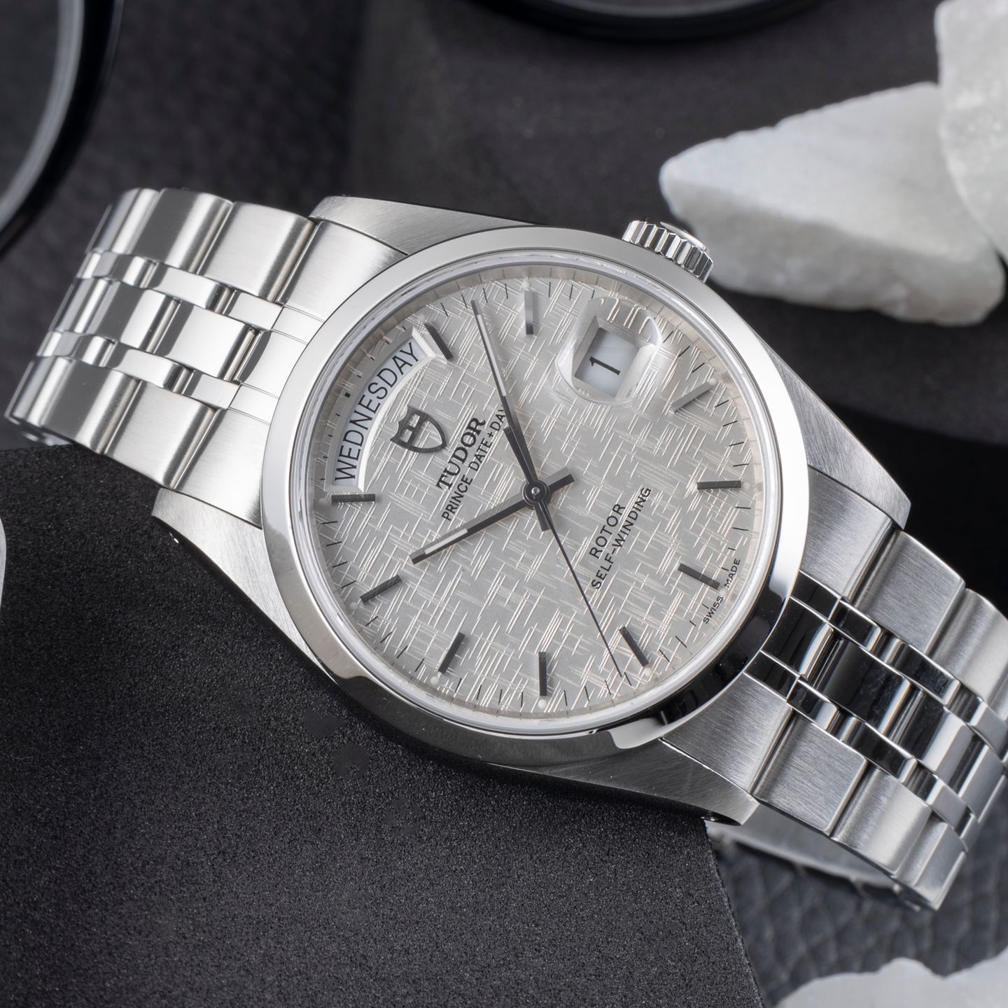 Tudor Prince Date 76200 - (2/8)