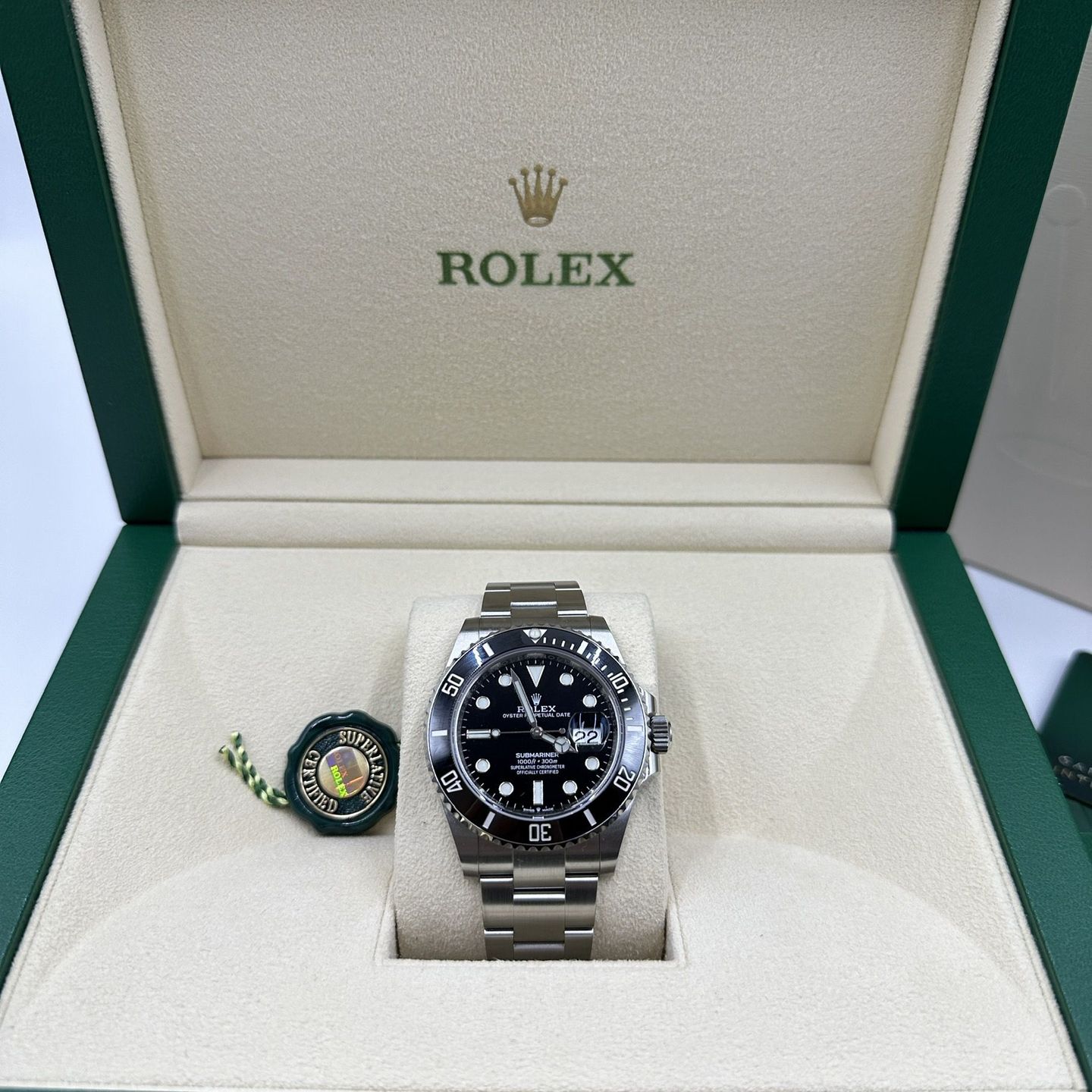 Rolex Submariner Date 126610LN (Onbekend (willekeurig serienummer)) - Zwart wijzerplaat 41mm Staal (3/8)