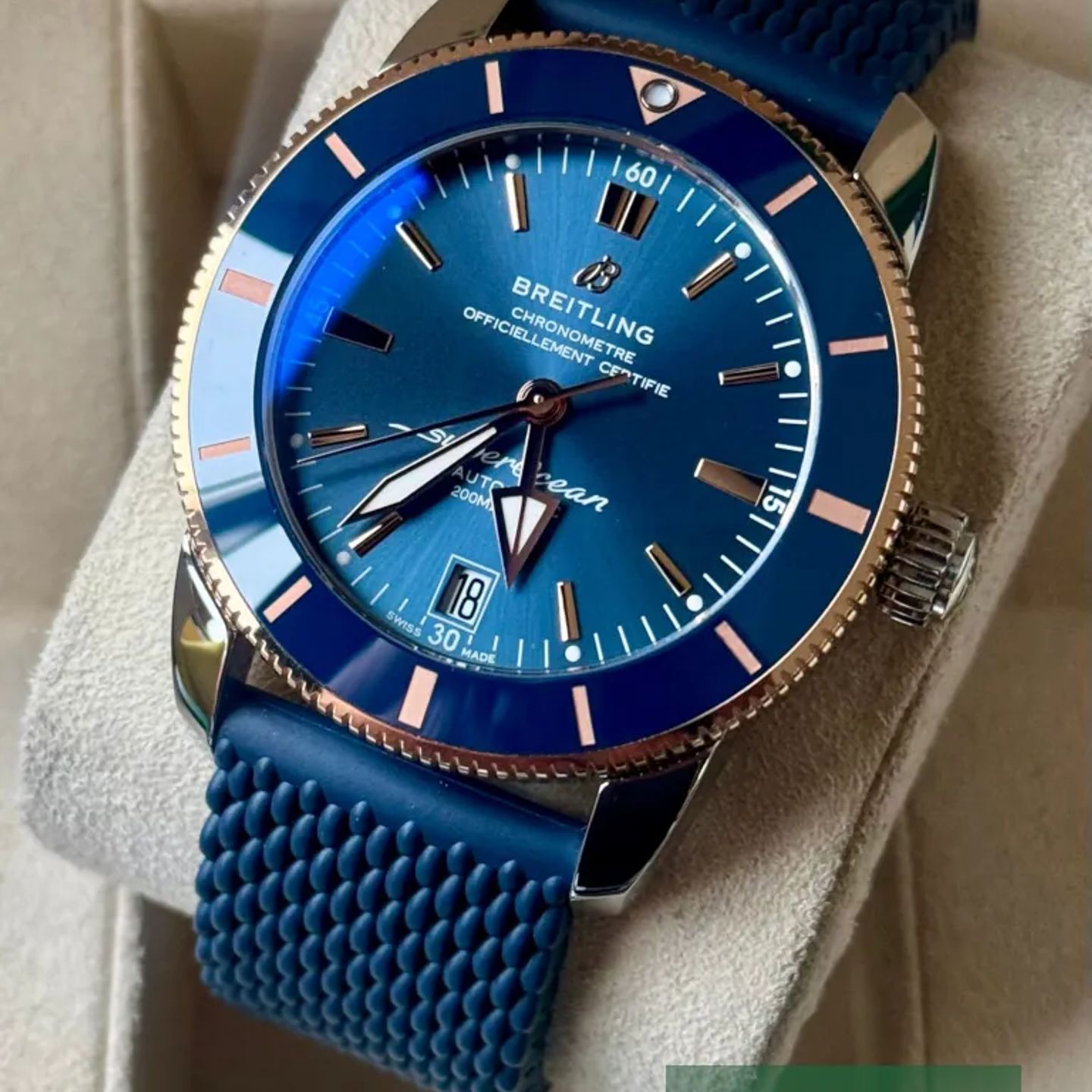 Breitling Superocean Heritage UB2010161C1S1 (2024) - Blauw wijzerplaat 42mm Staal (3/7)