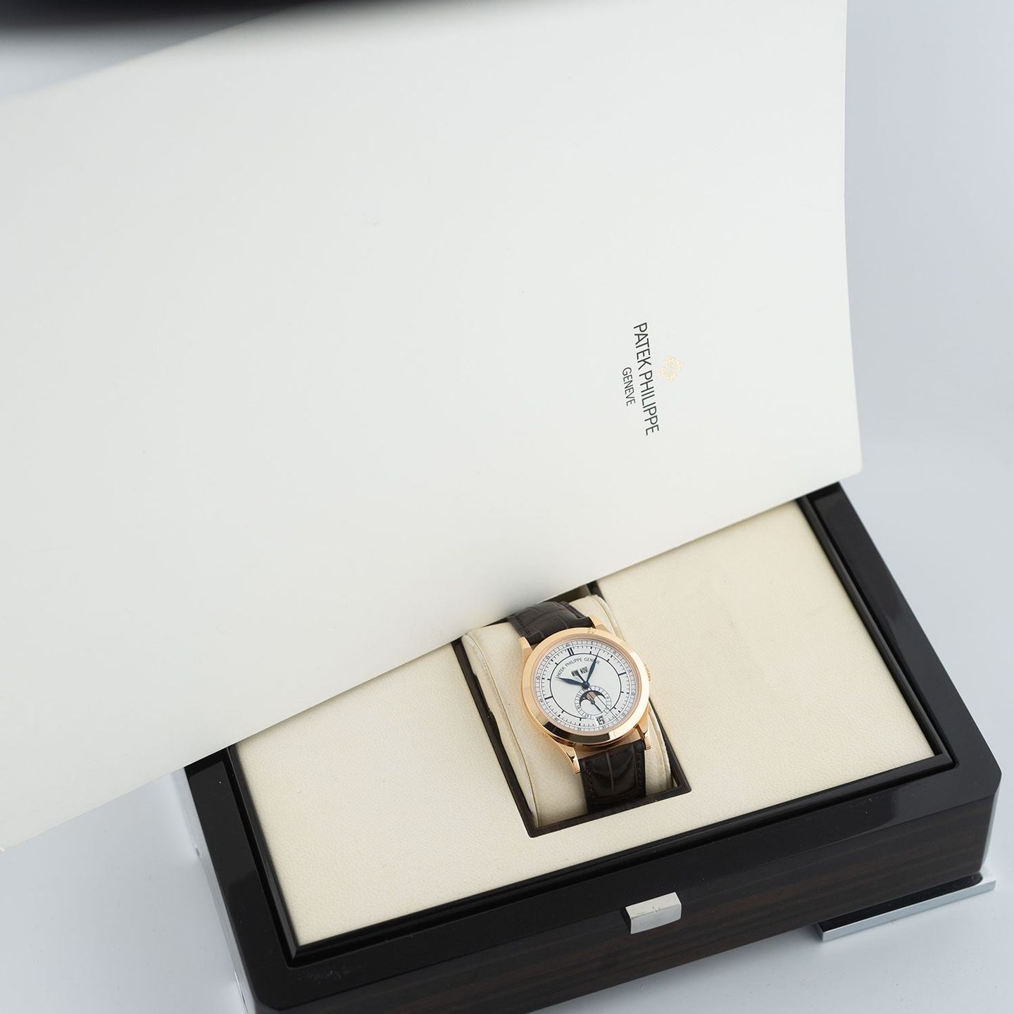 Patek Philippe Annual Calendar 5396R-001 - (8/8)