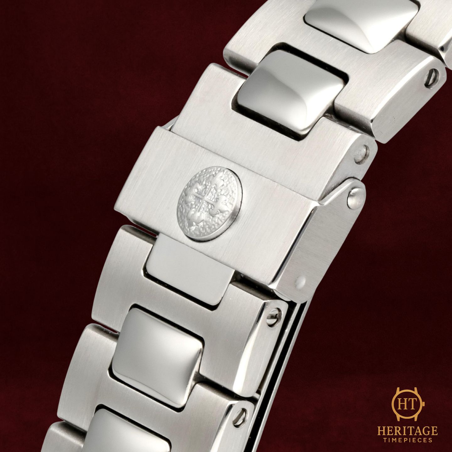 Patek Philippe Nautilus 3700/11-050 - (7/8)