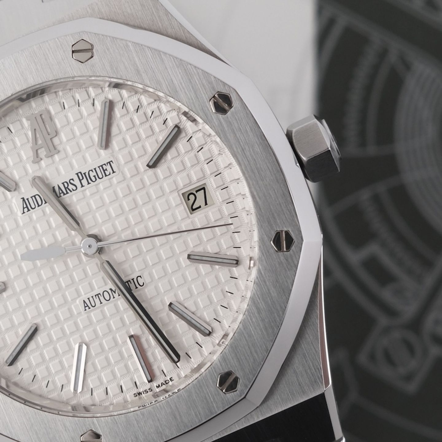 Audemars Piguet Royal Oak Selfwinding 15300ST.OO.1220ST.01 (Unknown (random serial)) - Silver dial 39 mm Steel case (3/8)