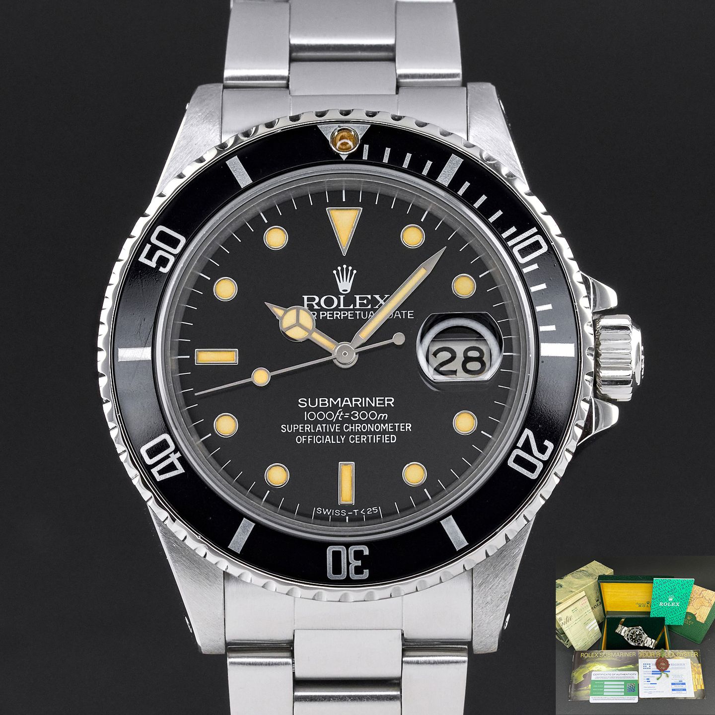 Rolex Submariner Date 16800 (1987) - Black dial 40 mm Steel case (1/8)