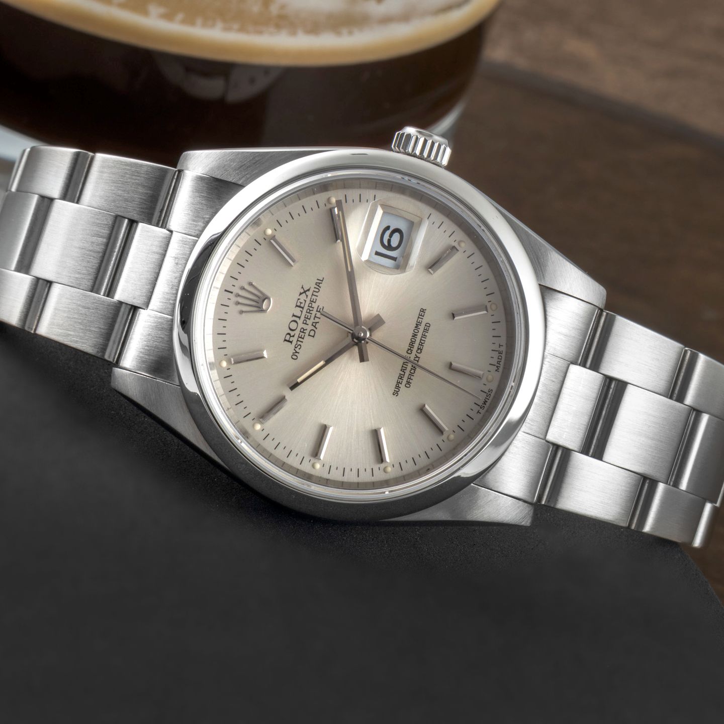 Rolex Oyster Perpetual Date 15200 - (2/8)