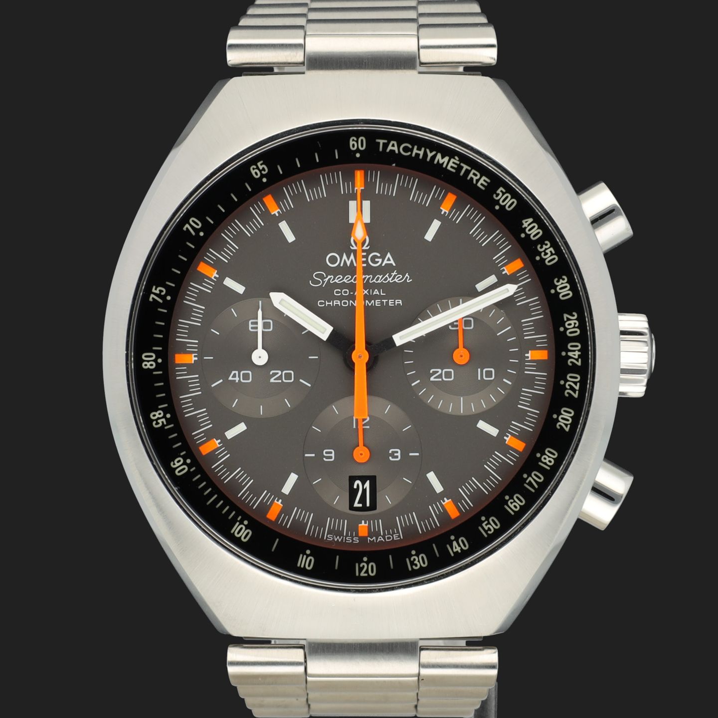 Omega Speedmaster Mark II 327.10.43.50.06.001 - (2/8)