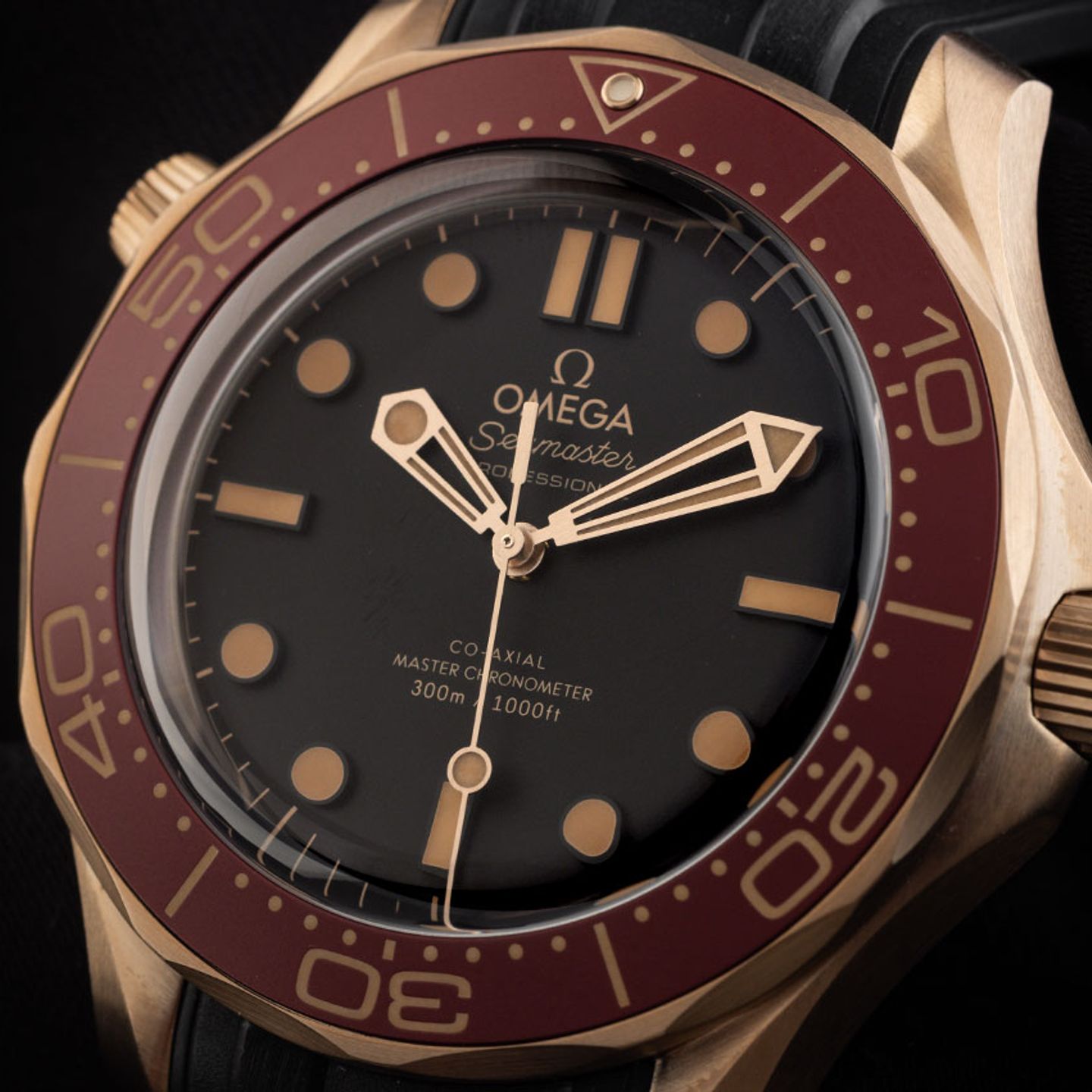 Omega Seamaster Diver 300 M 210.92.42.20.01.003 - (3/8)