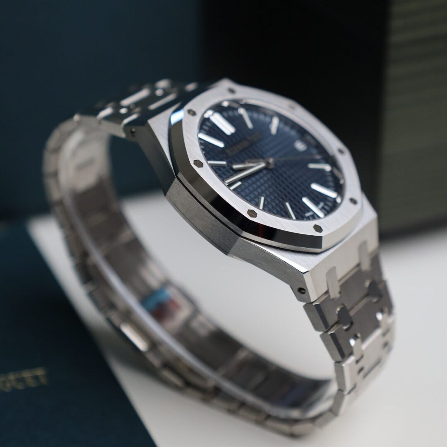 Audemars Piguet Royal Oak Selfwinding 15510ST.OO.1320ST.06 (2024) - Blue dial 41 mm Steel case (7/7)