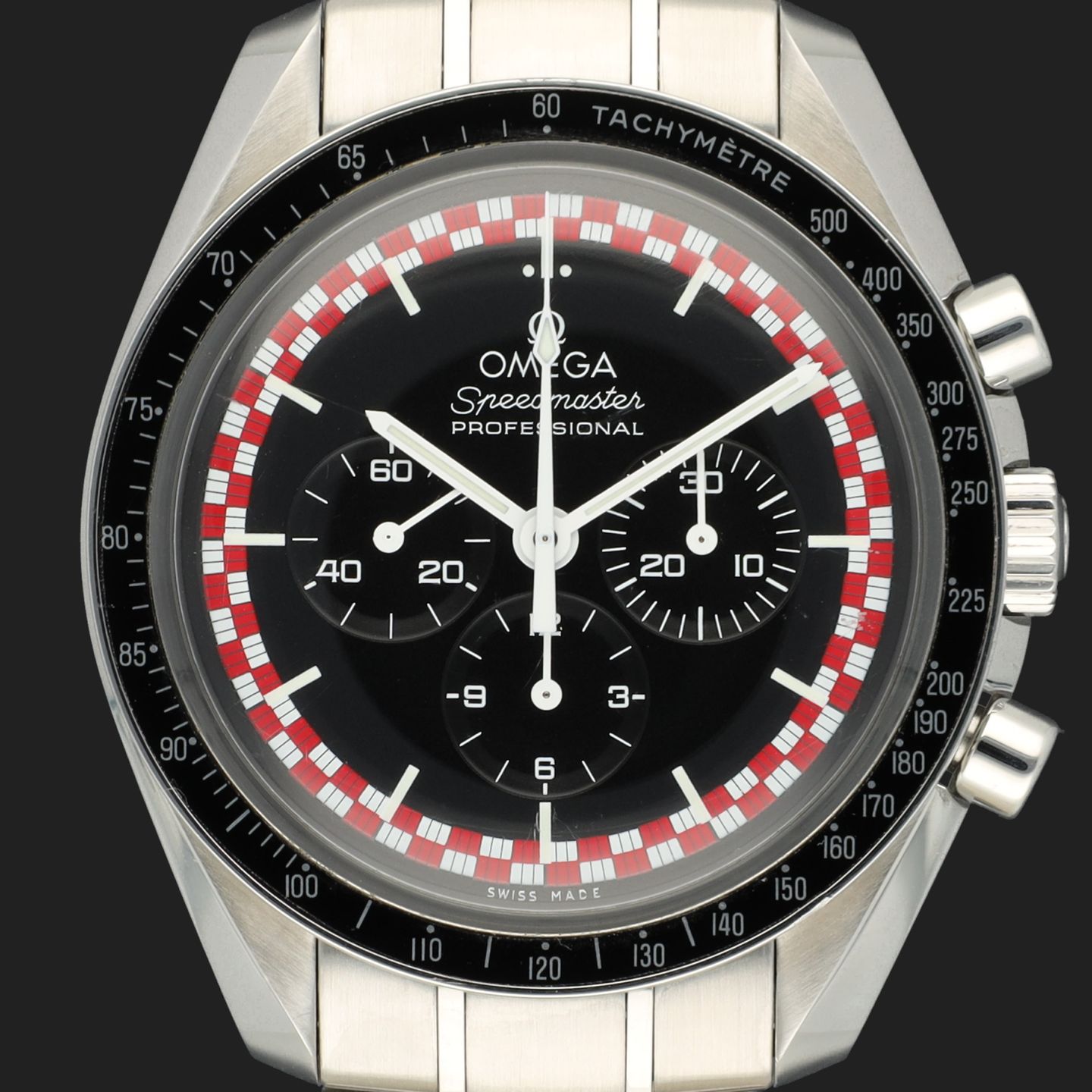 Omega Speedmaster Professional Moonwatch 311.30.42.30.01.004 (2017) - Black dial 42 mm Steel case (2/8)