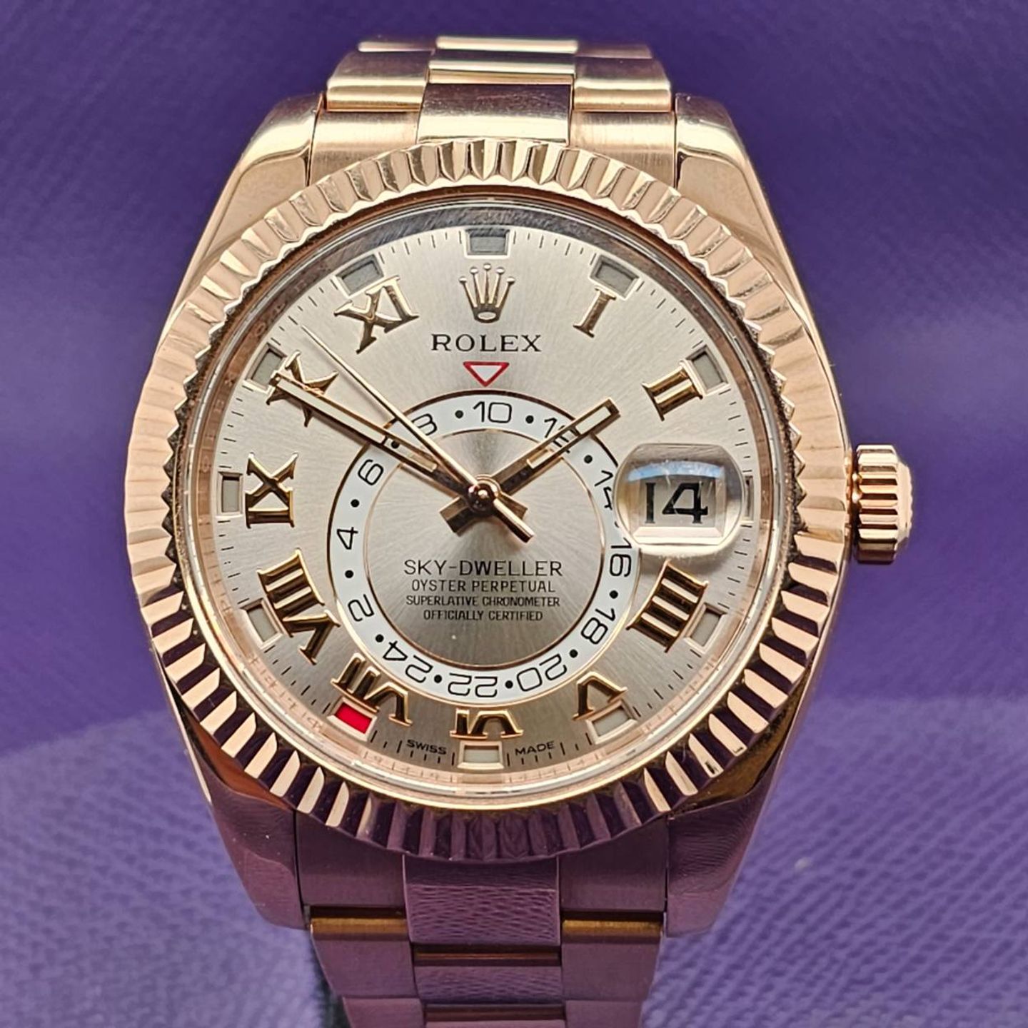 Rolex Sky-Dweller 326935 (2014) - Pink dial 42 mm Rose Gold case (1/5)