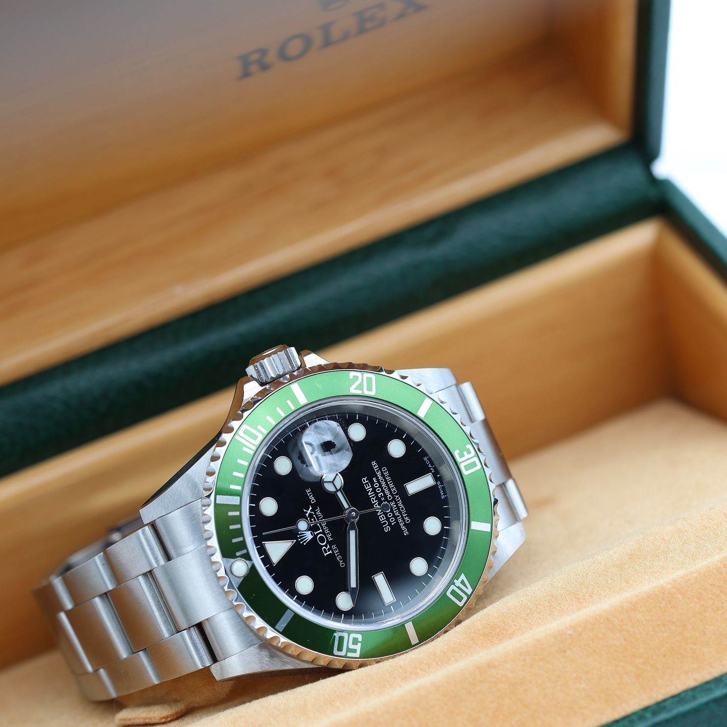 Rolex Submariner Date 16610LV - (4/8)