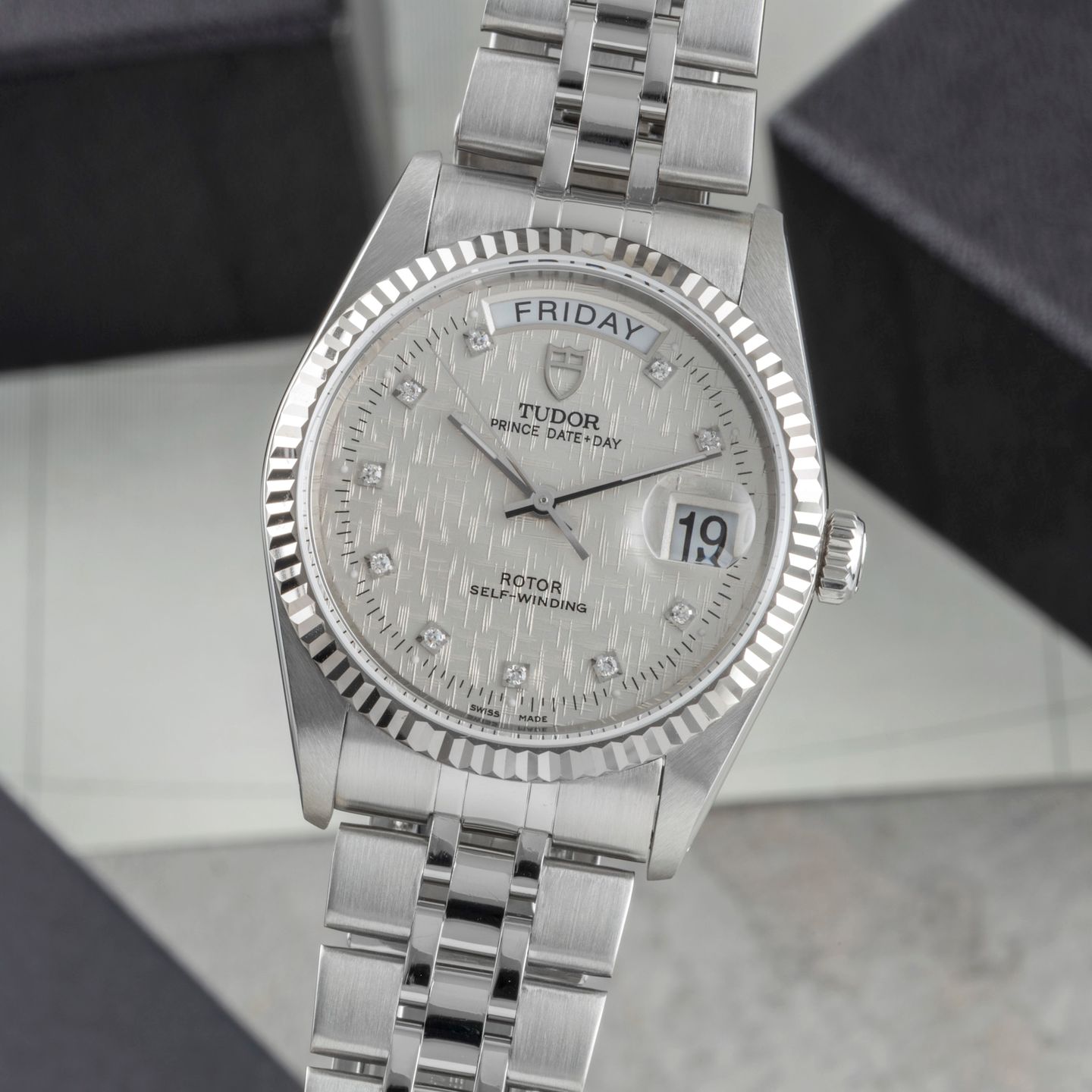 Tudor Prince Date 76214 (Unknown (random serial)) - 36 mm Steel case (3/8)