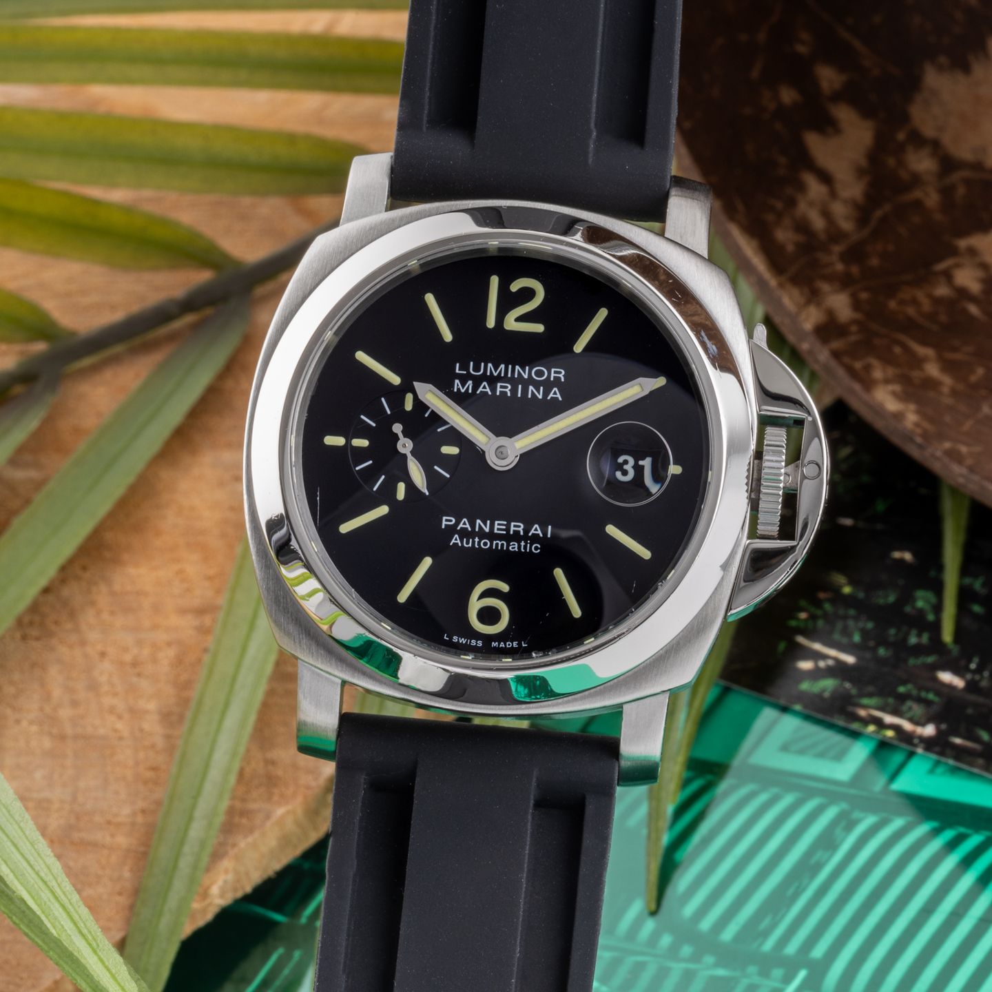 Panerai Luminor Marina Automatic PAM00220 (2007) - Black dial 44 mm Steel case (3/8)