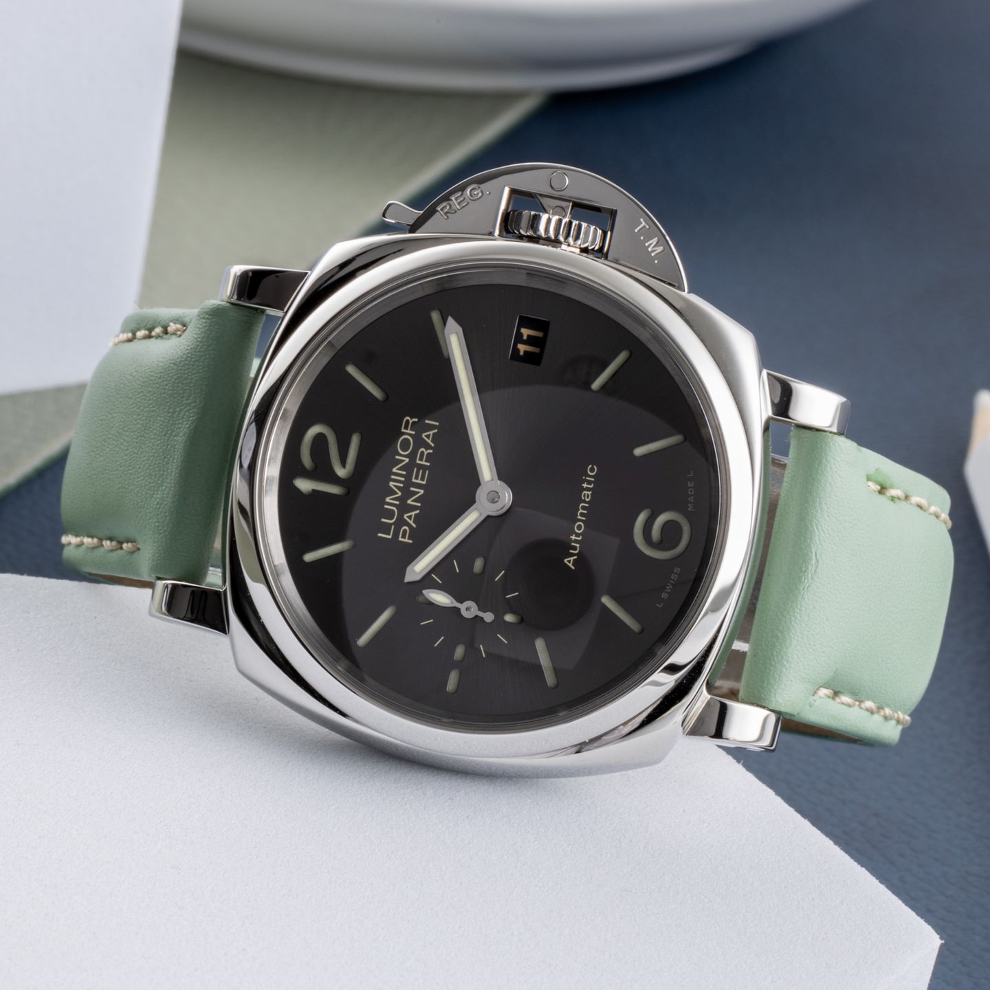 Panerai Luminor Due PAM00755 (Unknown (random serial)) - Grey dial 38 mm Steel case (2/8)