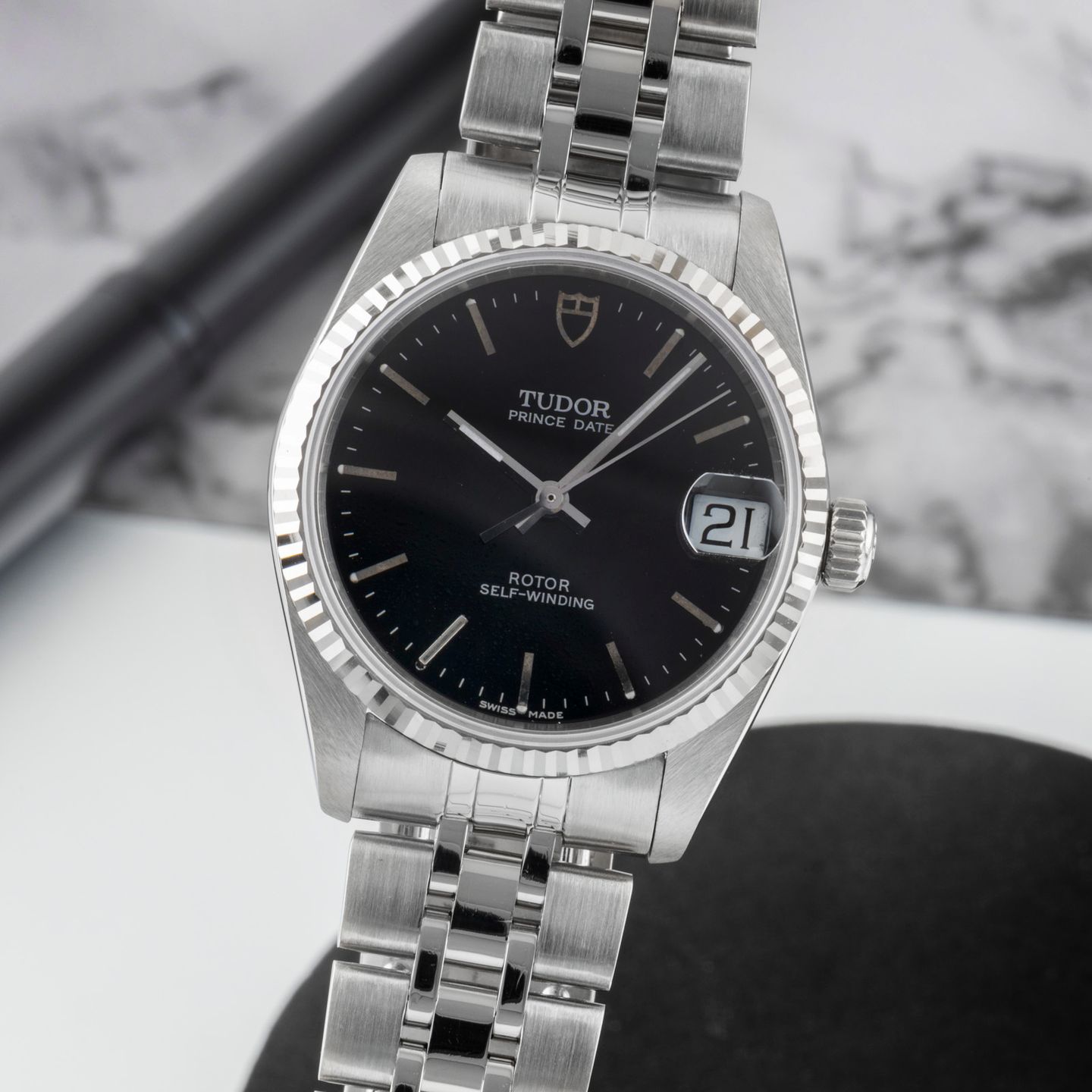 Tudor Prince Date 72034 - (3/8)