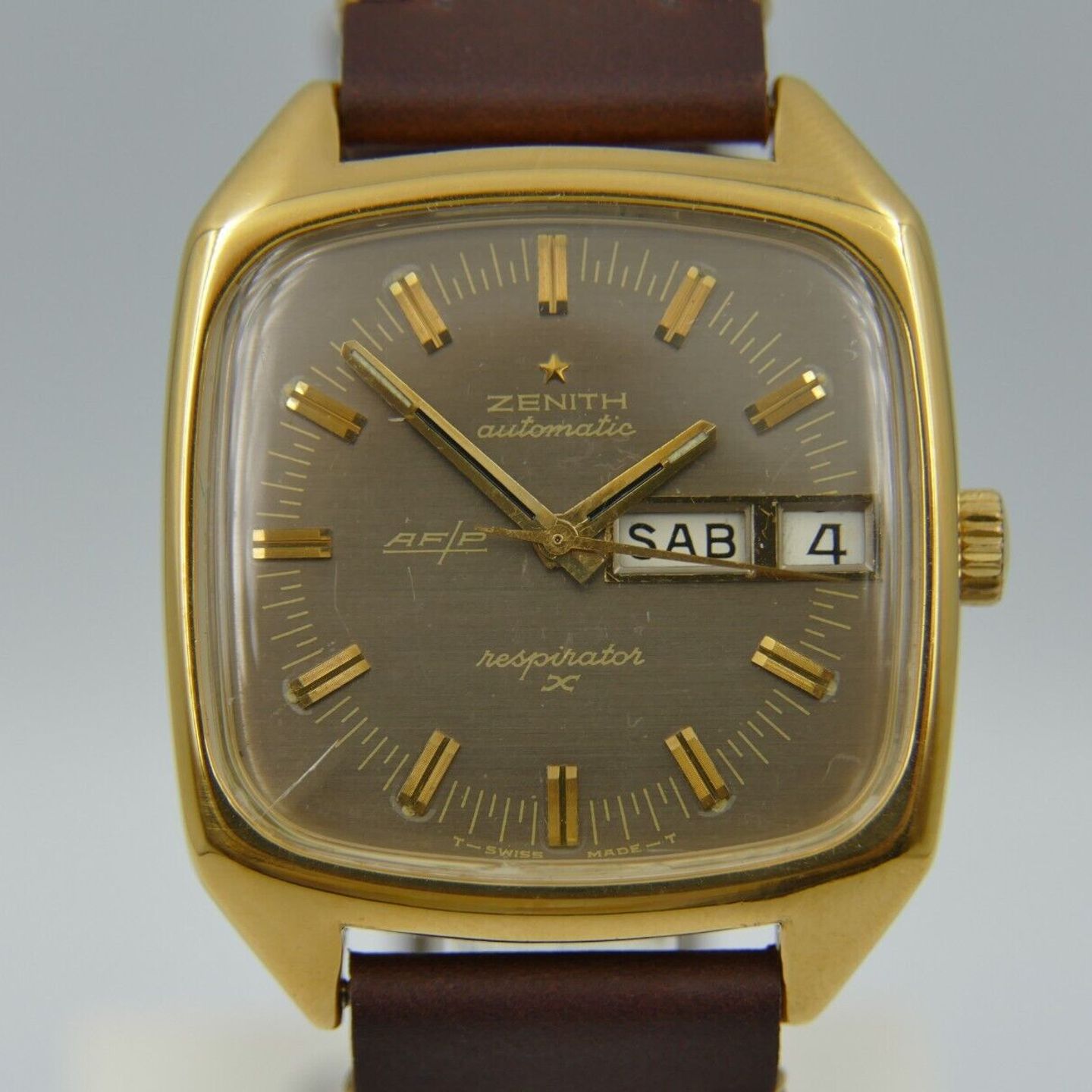 Zenith Vintage Unknown (Unknown (random serial)) - Unknown dial Unknown Unknown case (13/16)