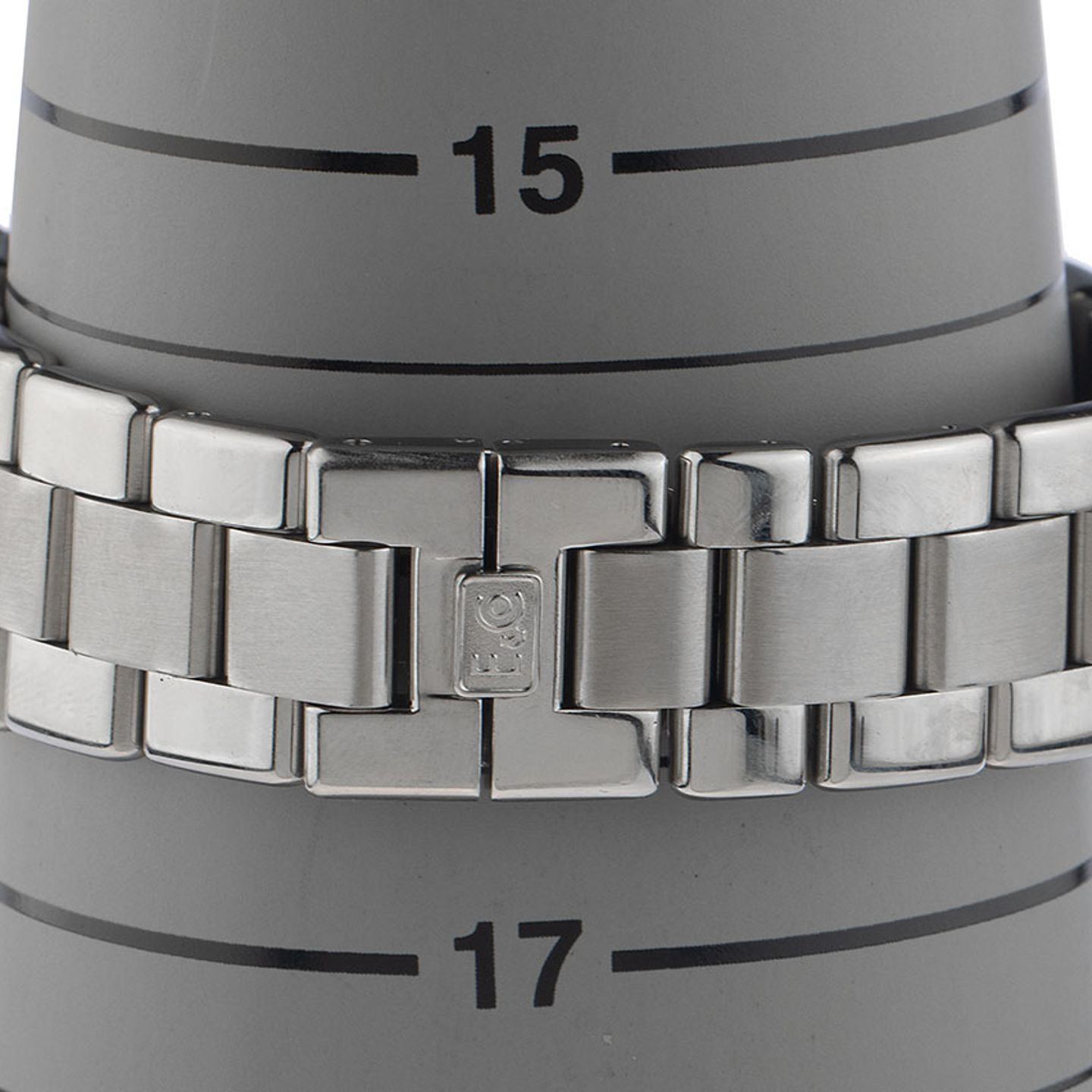 Eberhard & Co. Traversetolo 31051 (2012) - Black dial 44 mm Steel case (8/8)