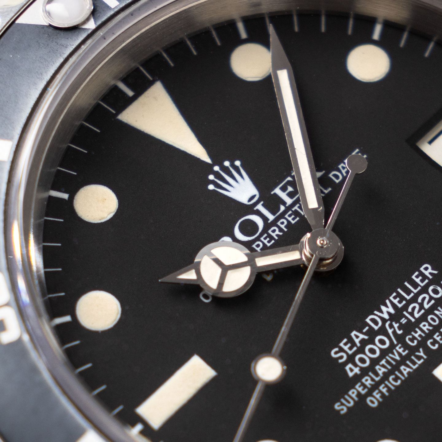 Rolex Sea-Dweller 16660 (1983) - Zwart wijzerplaat 40mm Staal (2/8)