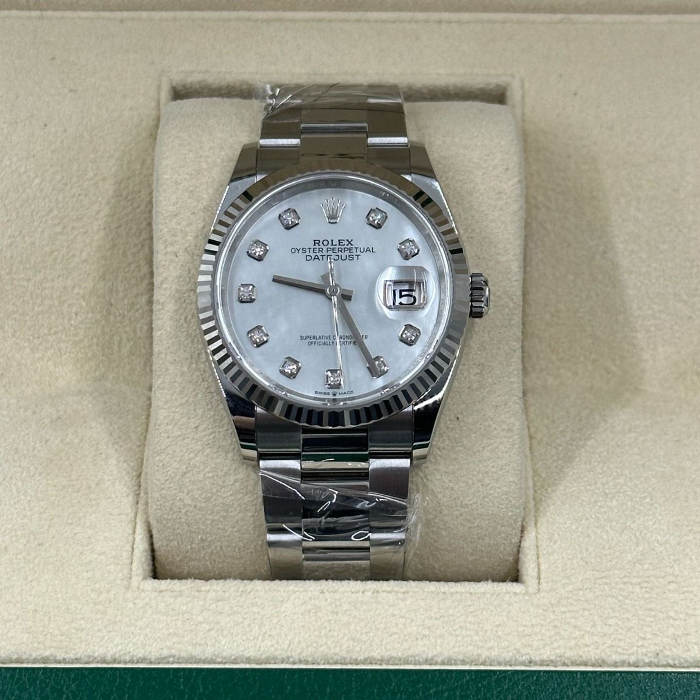 Rolex Datejust 36 126234 (2024) - Pearl dial 36 mm Steel case (5/8)