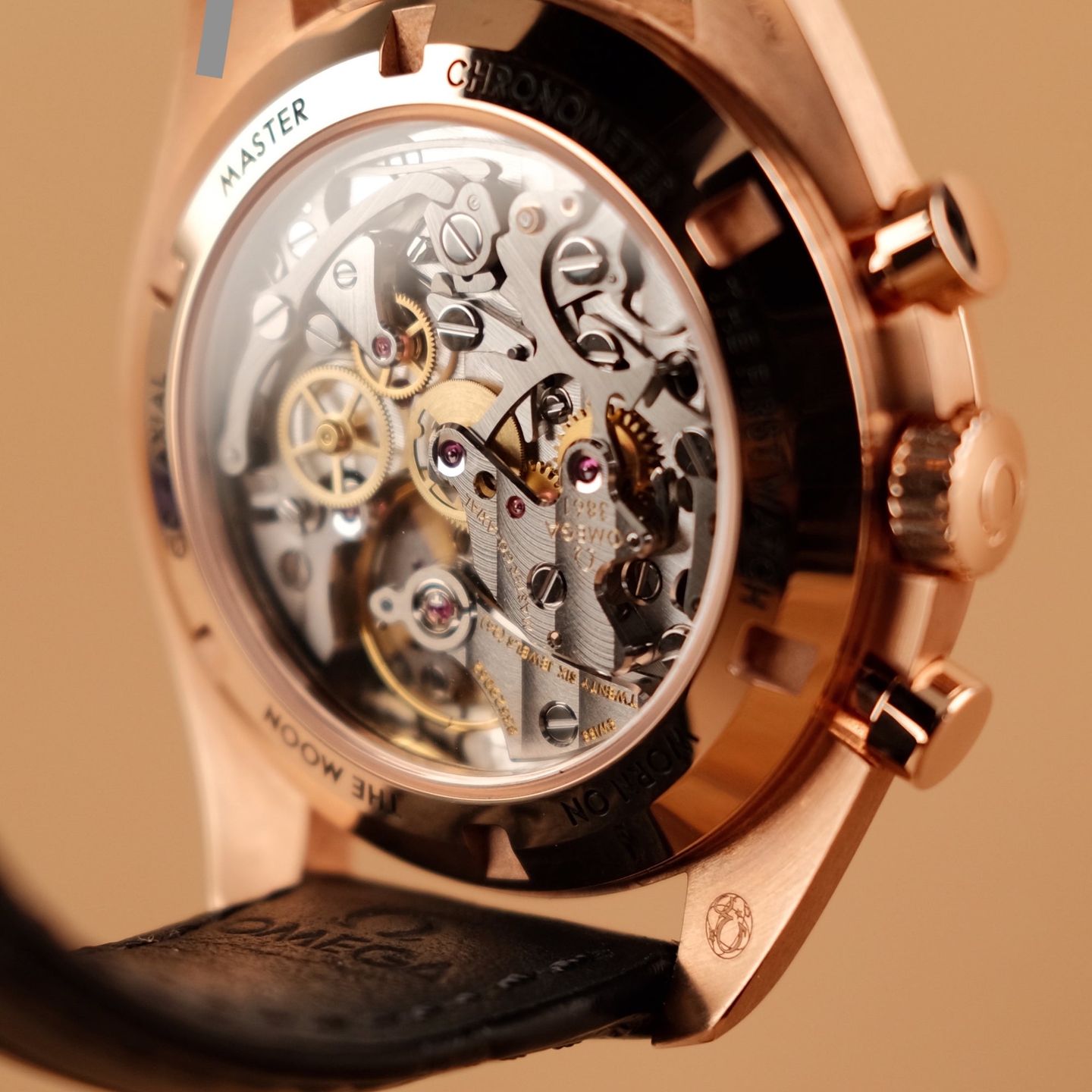 Omega Speedmaster Professional Moonwatch 310.63.42.50.01.001 (2022) - Black dial 42 mm Rose Gold case (7/8)