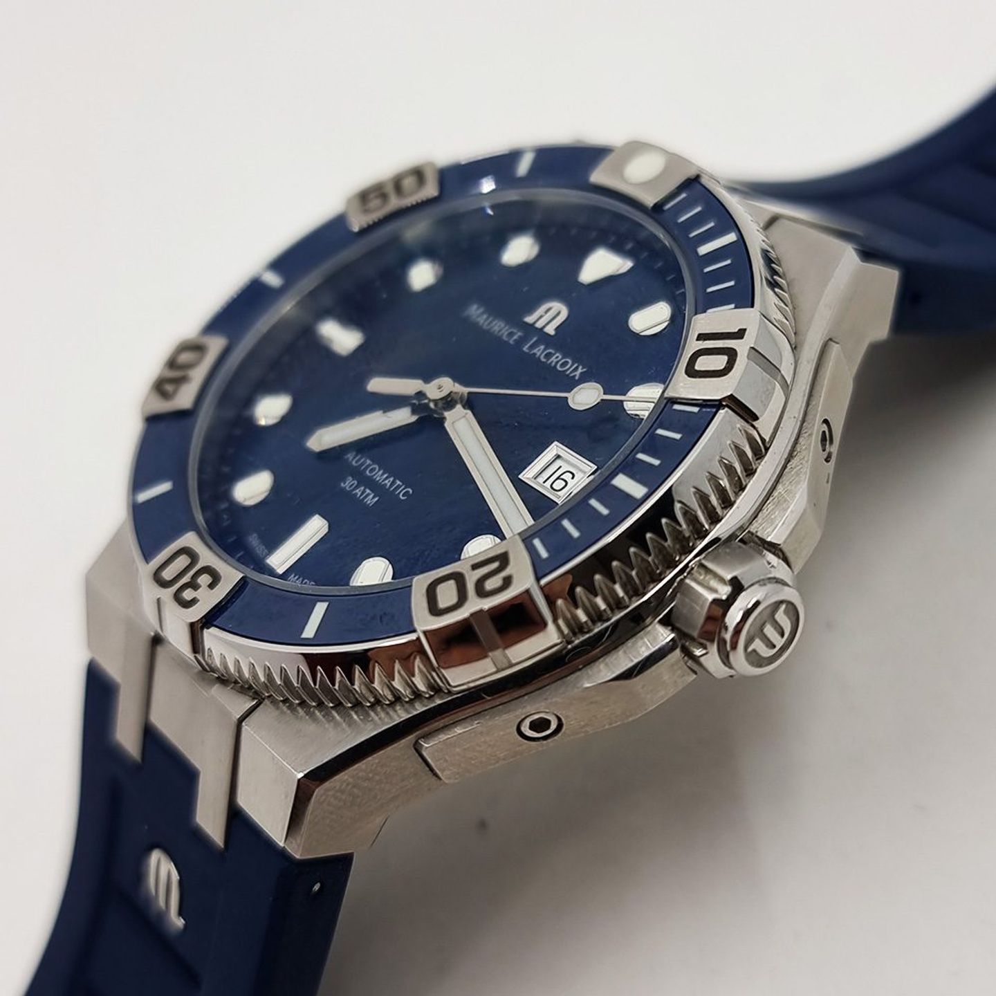 Maurice Lacroix Aikon AI6058-SS002-430-2 (Onbekend (willekeurig serienummer)) - Blauw wijzerplaat 43mm Staal (3/8)