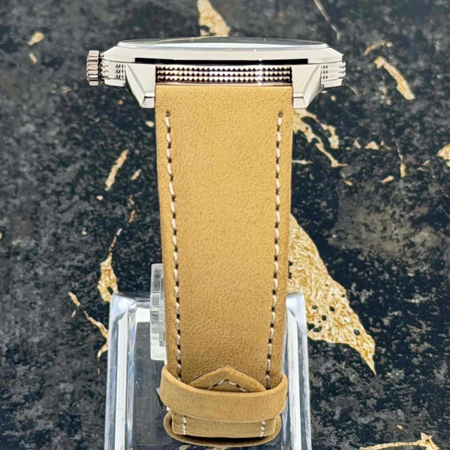Patek Philippe Calatrava 5226G-001 - (7/8)