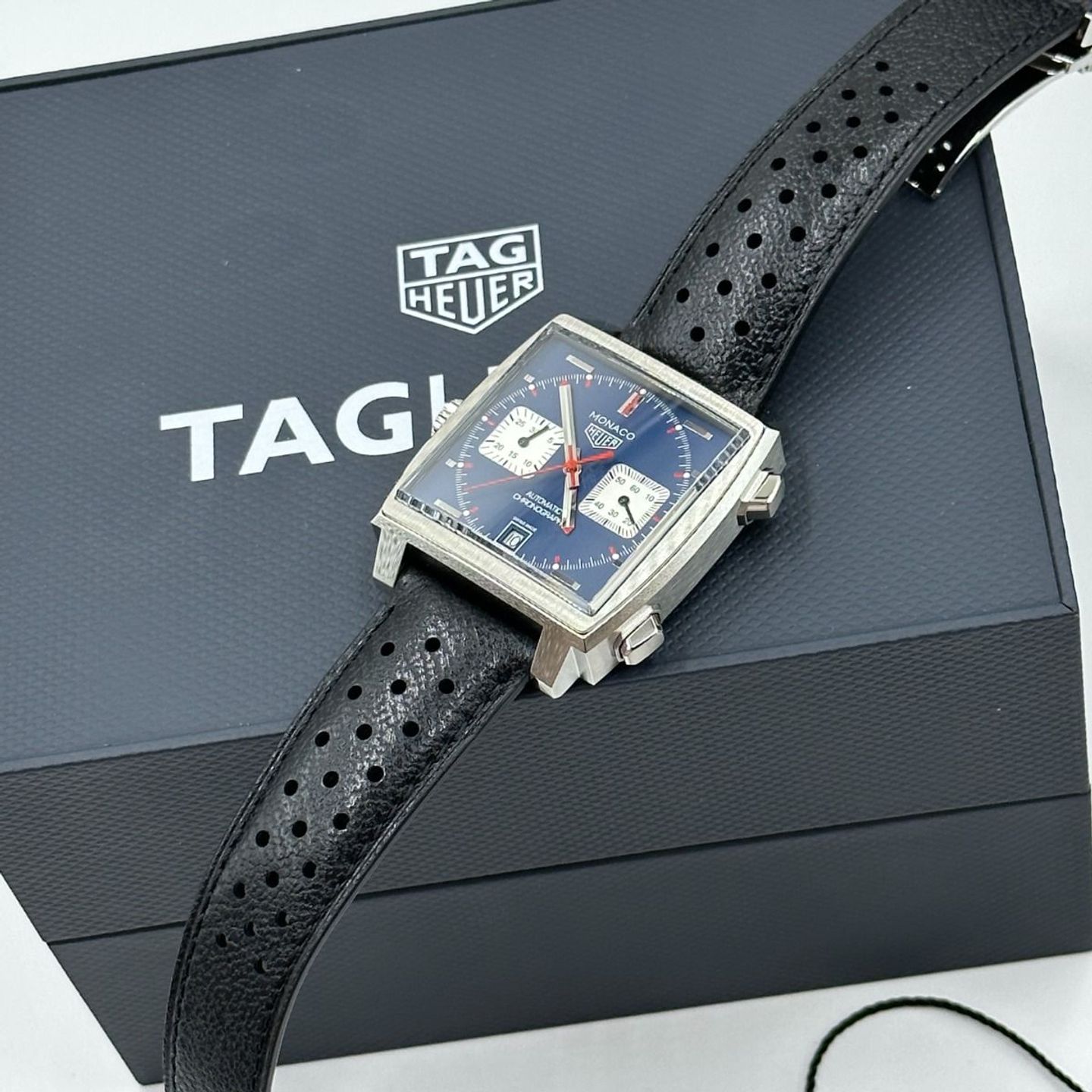 TAG Heuer Monaco Calibre 11 CAW211P.FC6356 (2023) - Blauw wijzerplaat 39mm Staal (8/8)