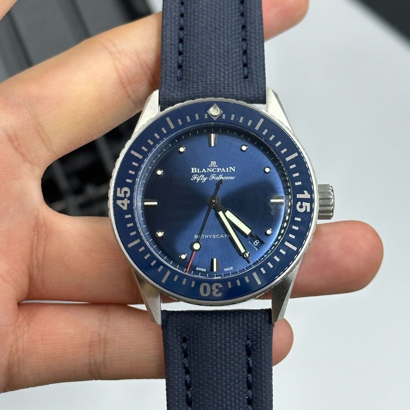 Blancpain Fifty Fathoms 5100-1140-O52A (2024) - Blauw wijzerplaat 38mm Staal (2/8)