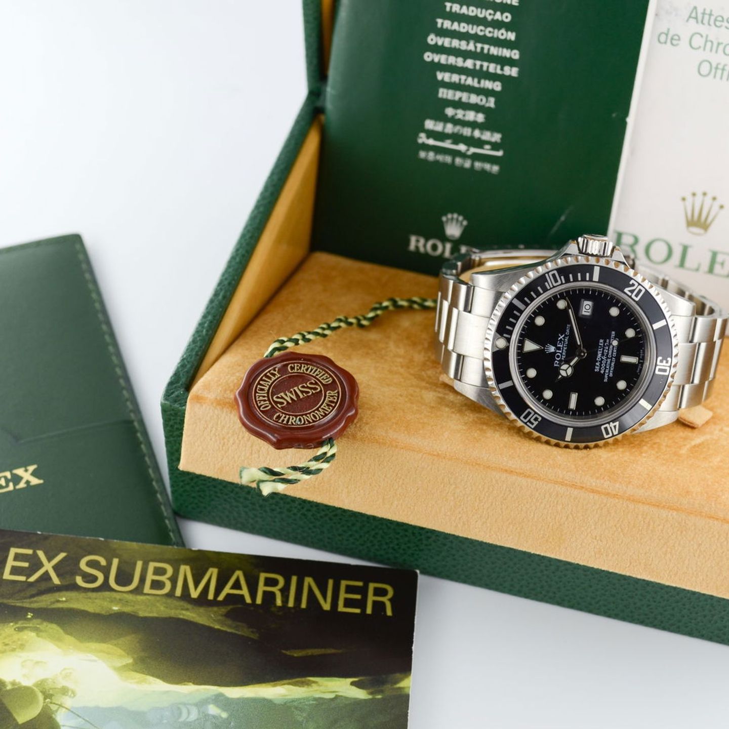 Rolex Sea-Dweller 4000 16600 (2007) - Black dial 40 mm Steel case (7/7)