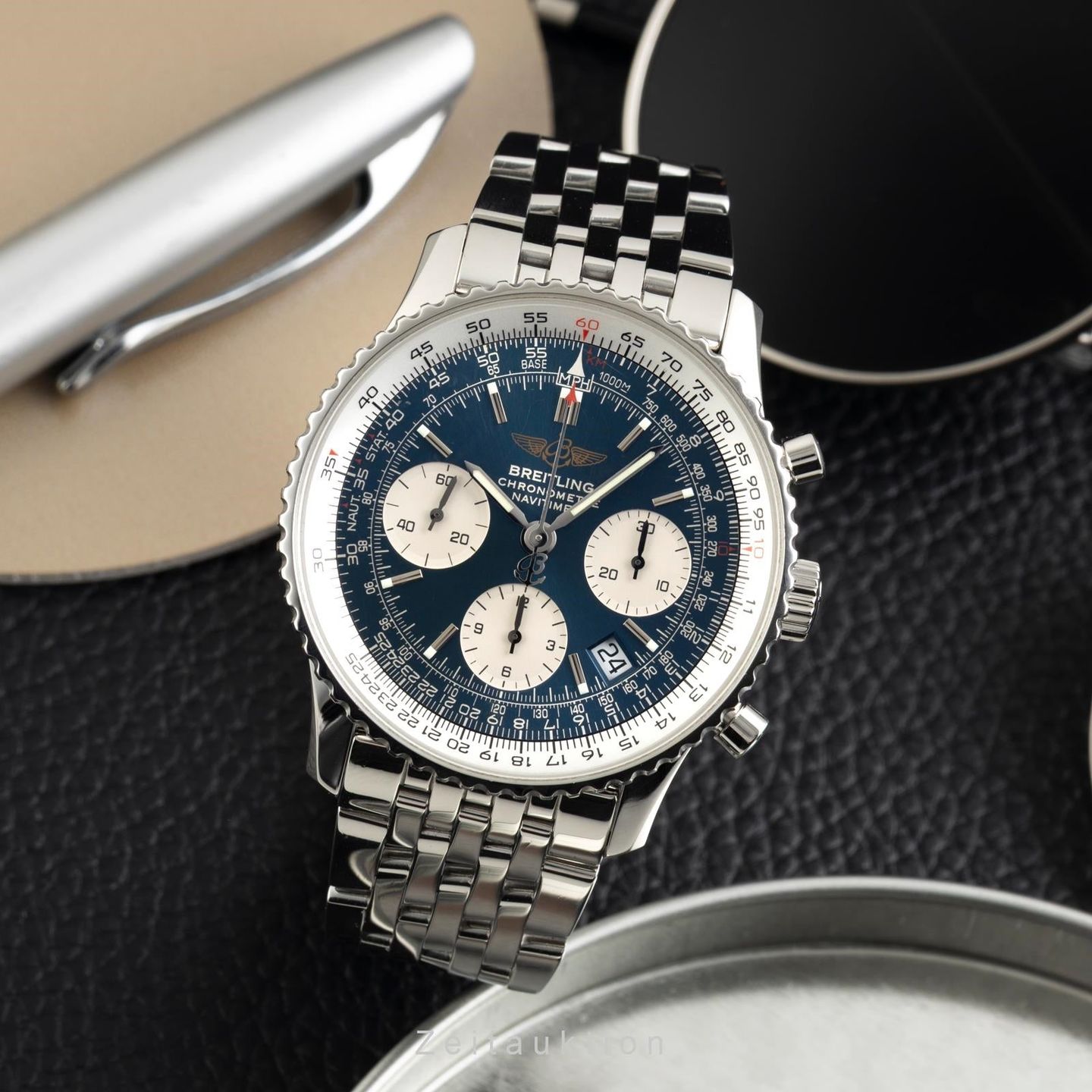 Breitling Navitimer A23322 - (3/8)