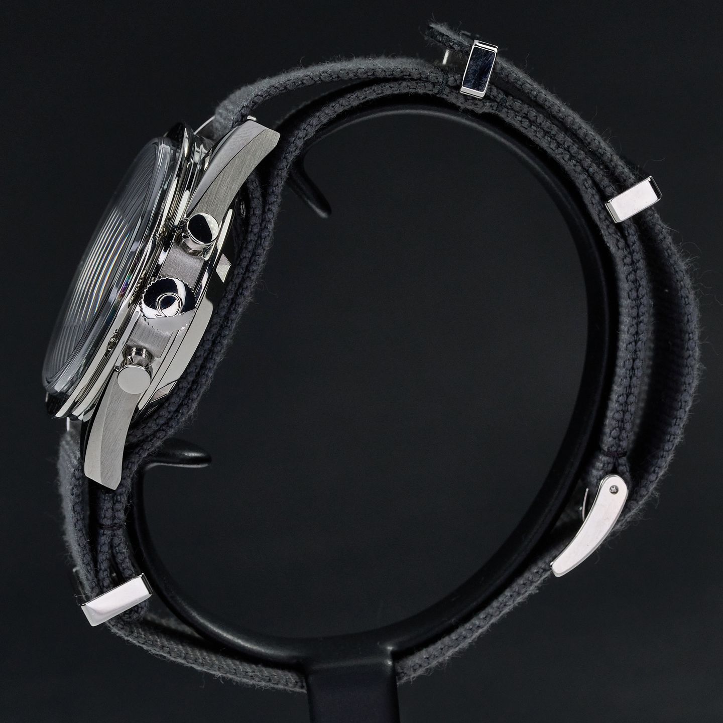 Omega Speedmaster Professional Moonwatch 311.32.40.30.01.001 (2018) - Black dial 40 mm Steel case (5/7)